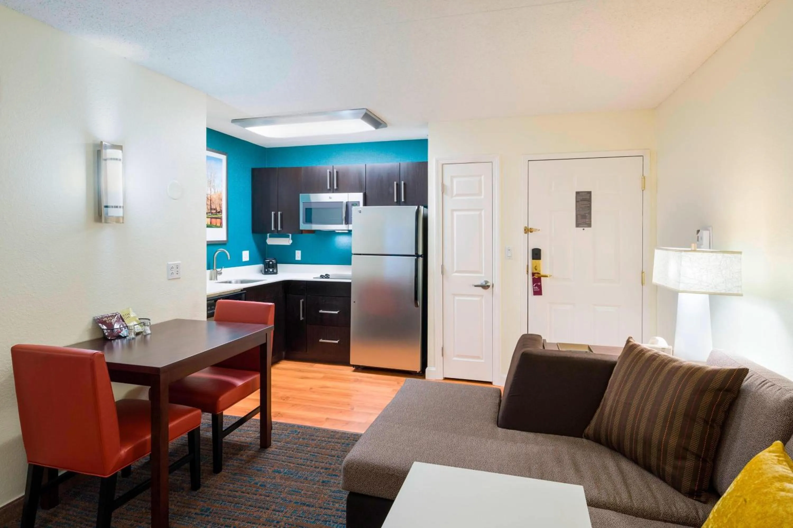 Kitchen or kitchenette in Residence Inn Boston Framingham