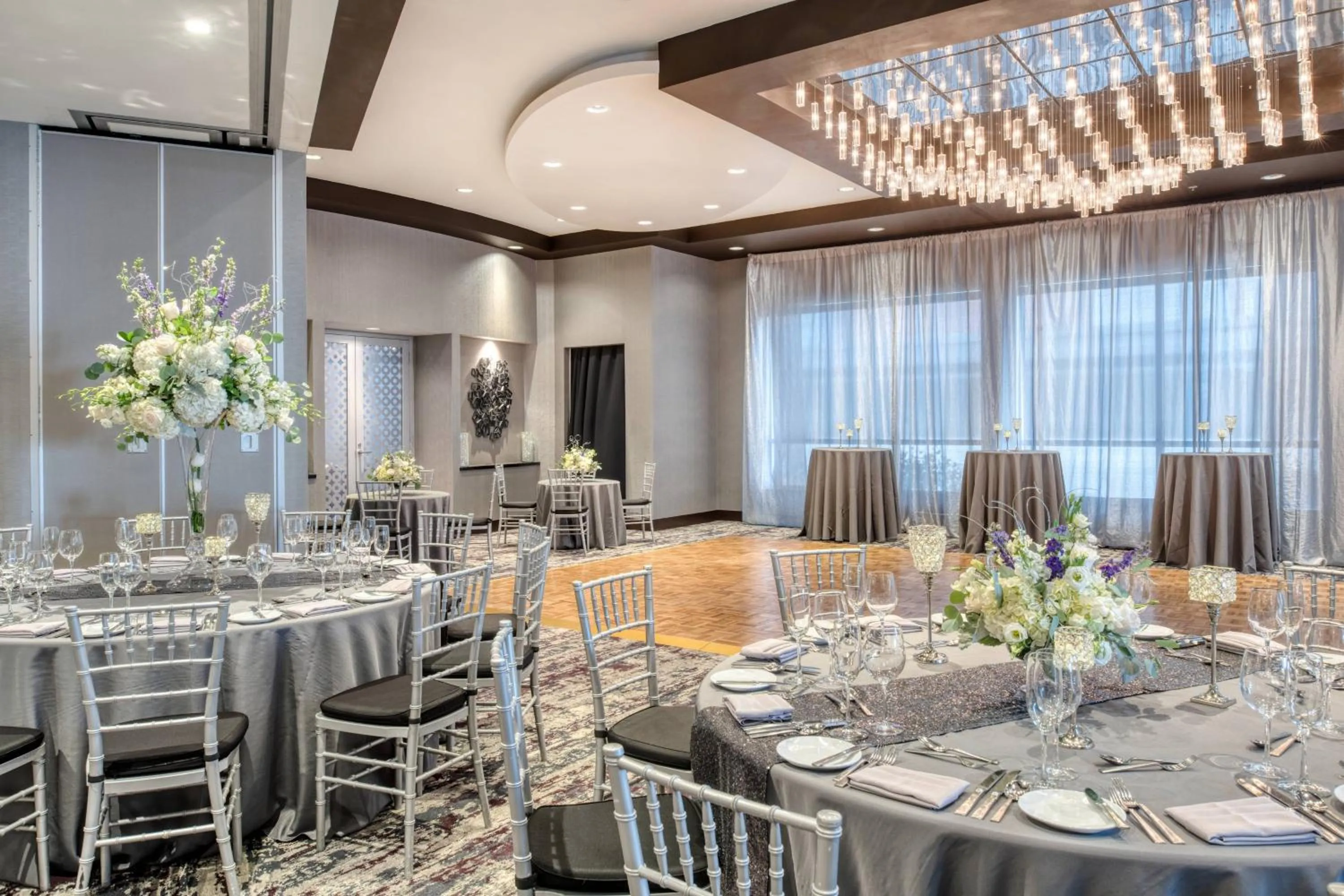 Lobby or reception in Renaissance Boston Patriot Place Hotel