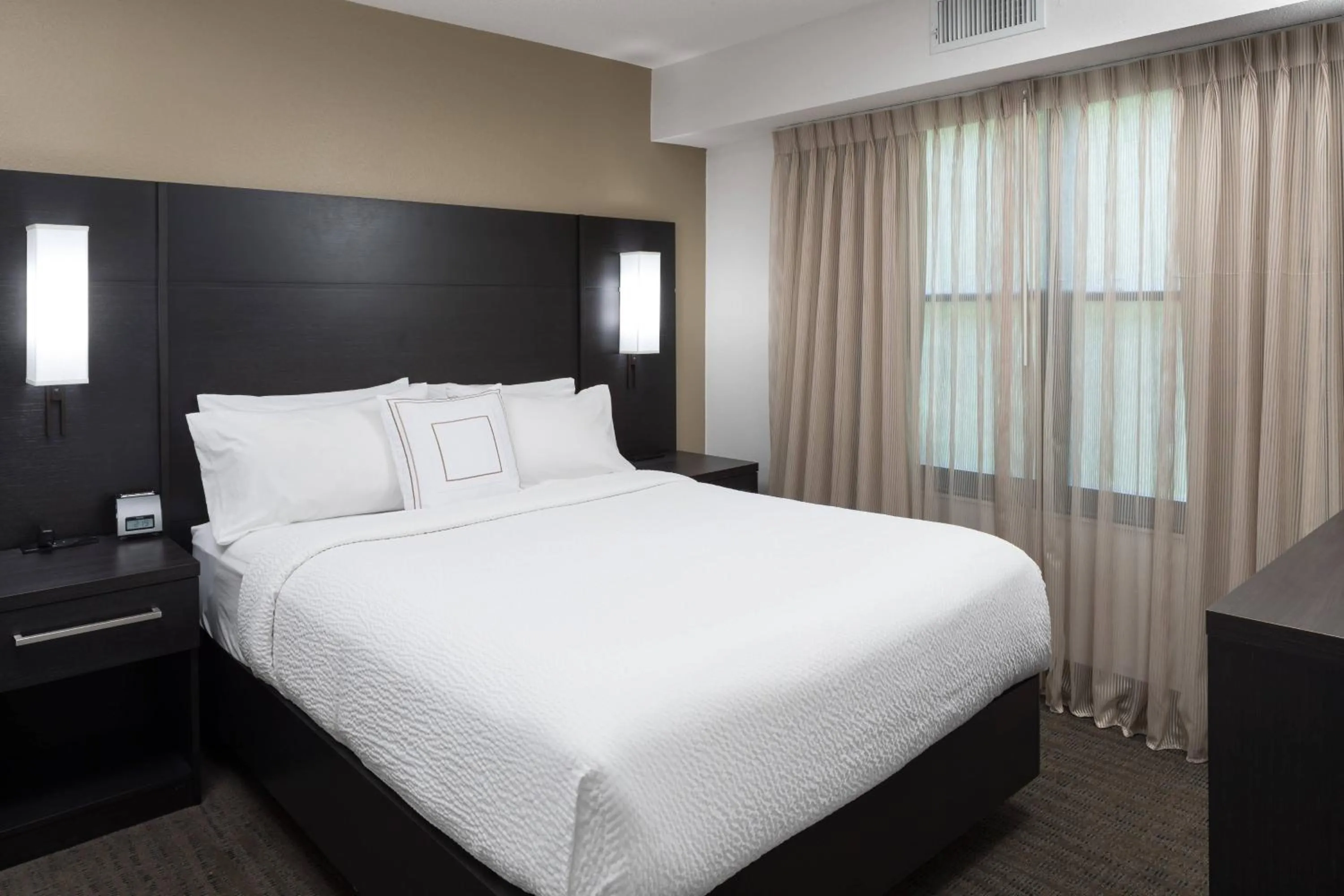 Bedroom, Bed in Residence Inn by Marriott Boston Westford