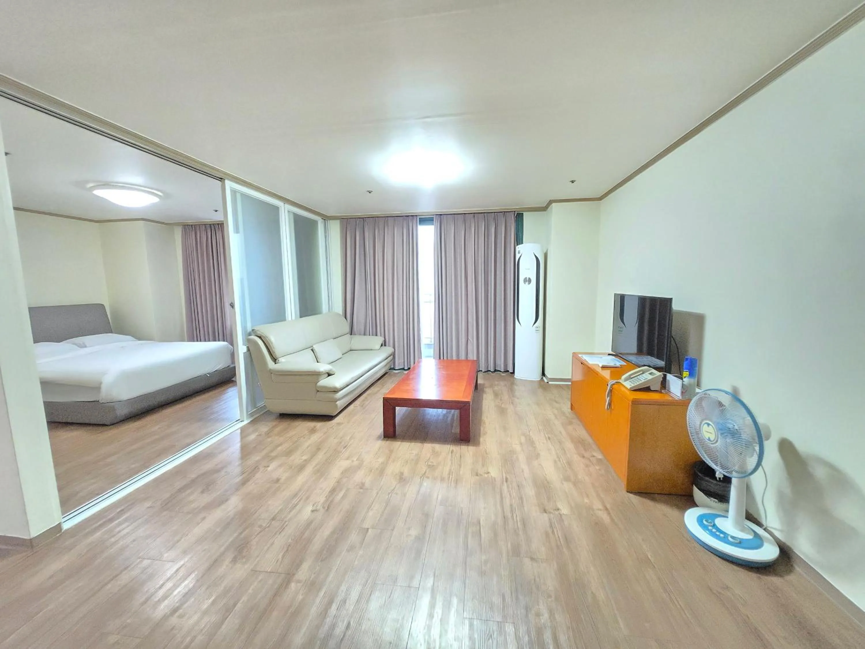 Bed in Ilsung Condo Namhan River
