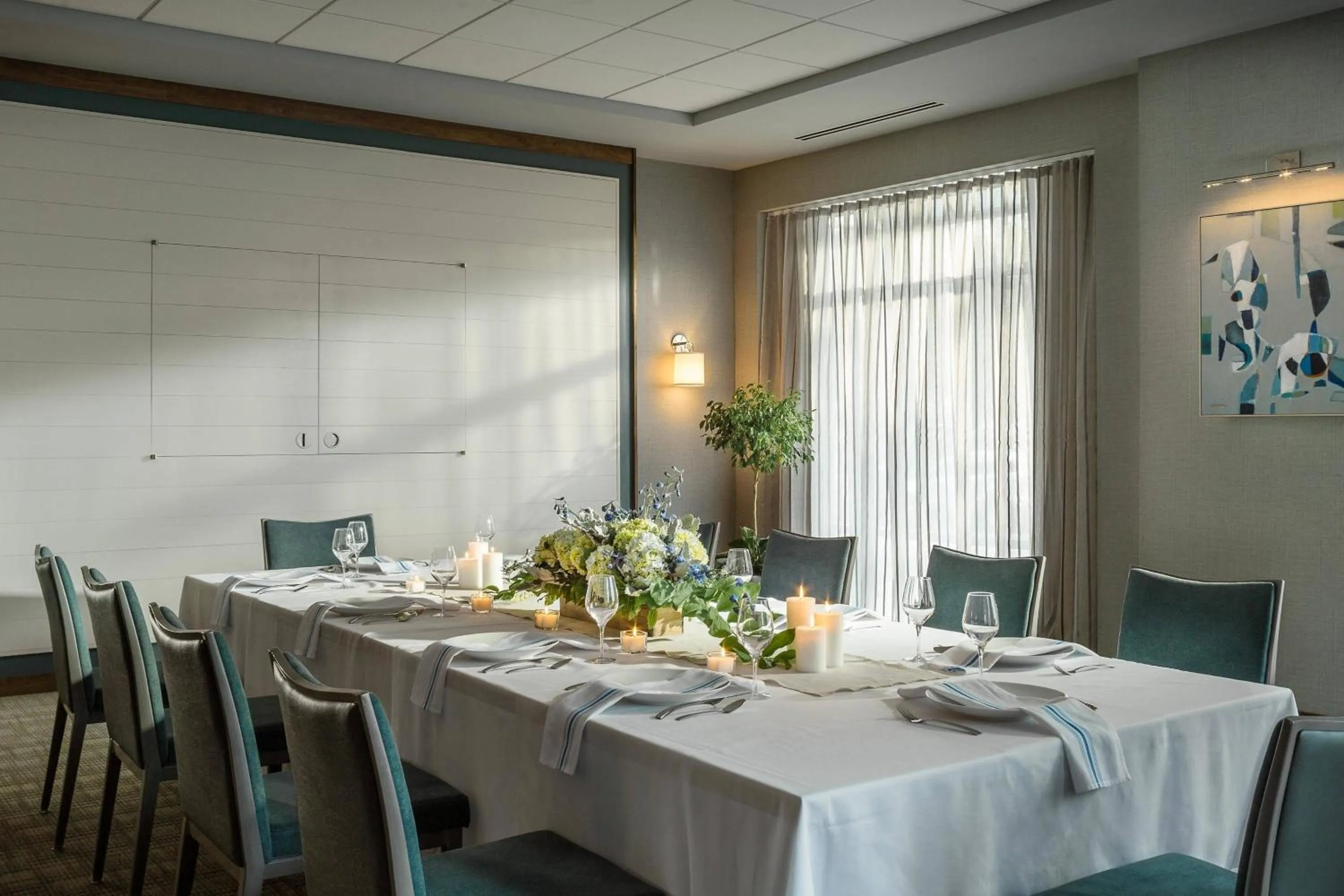 Meeting/conference room in Courtyard Burlington Harbor