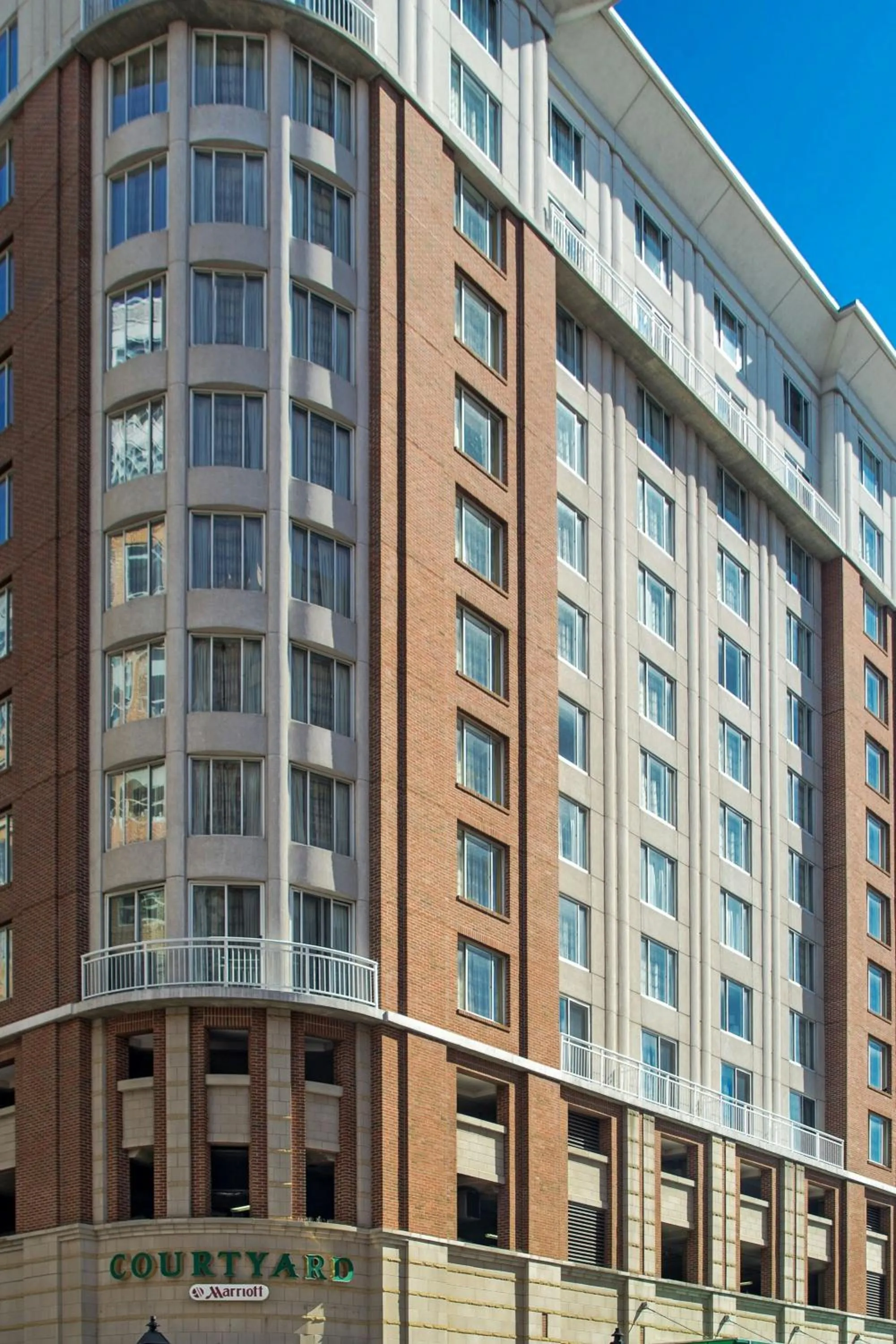 Property building in Courtyard by Marriott Baltimore Downtown Inner Harbor