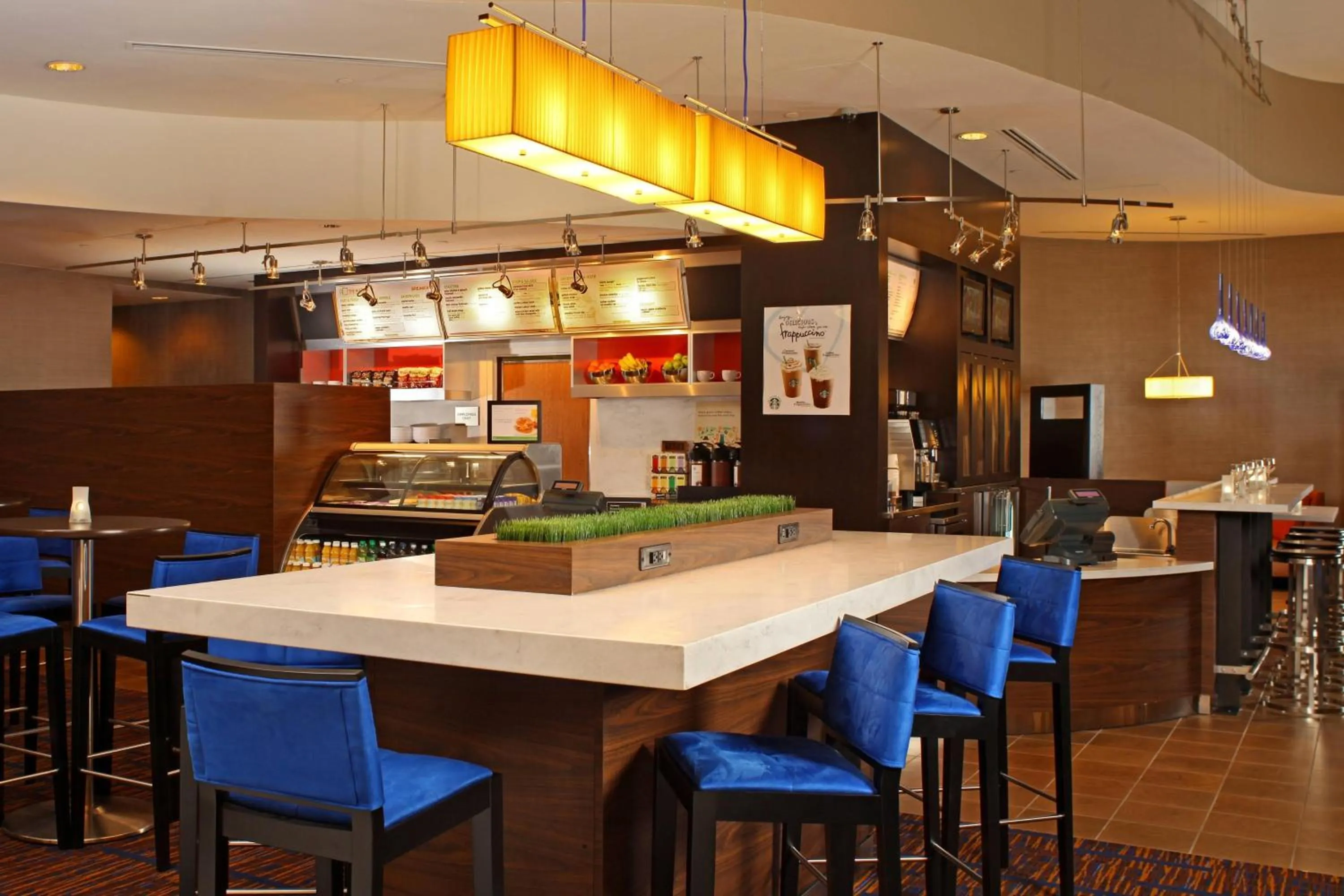 Restaurant/places to eat in Courtyard by Marriott Baltimore Downtown Inner Harbor