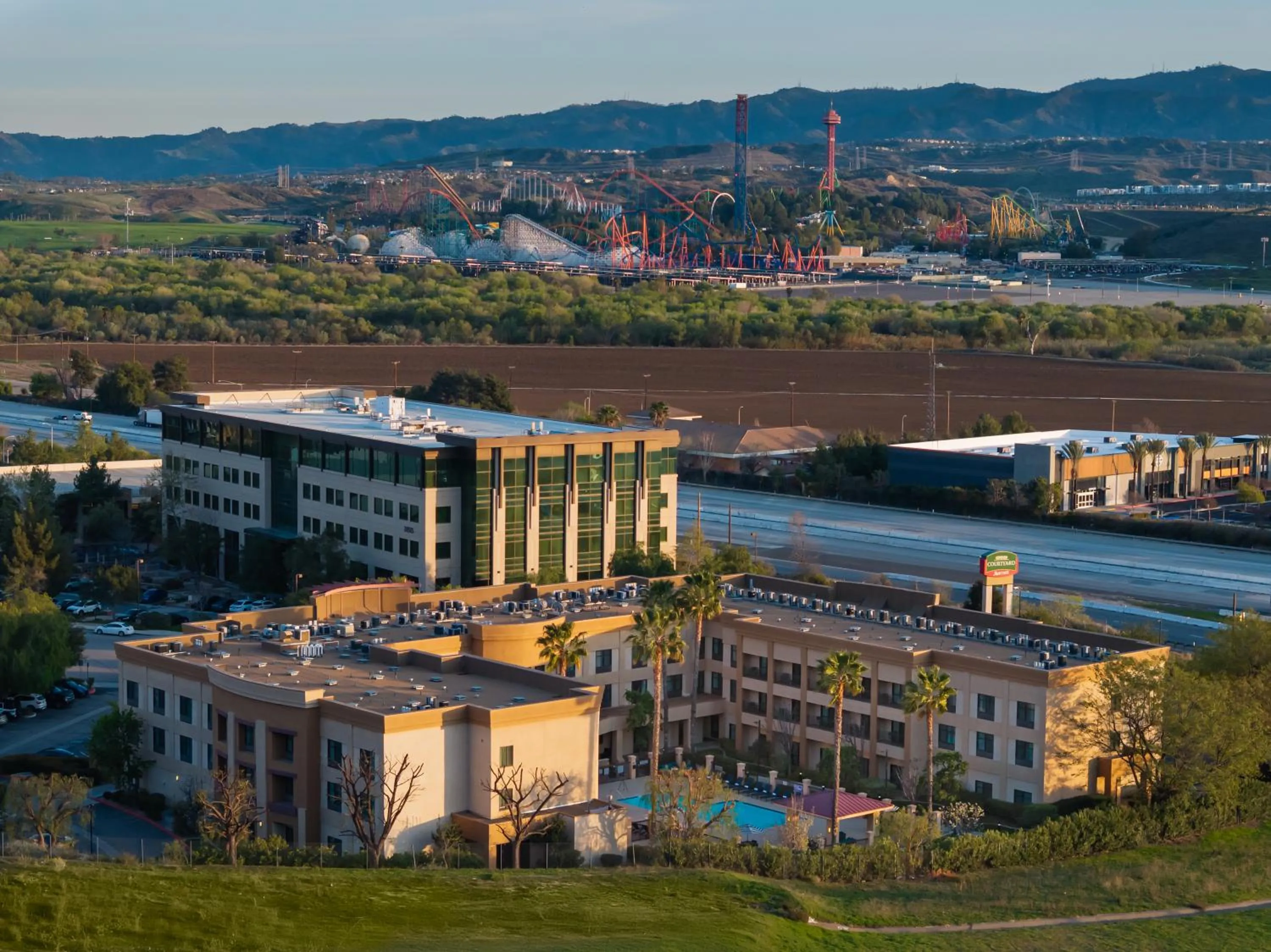 Property building in Courtyard by Marriott Santa Clarita Valencia