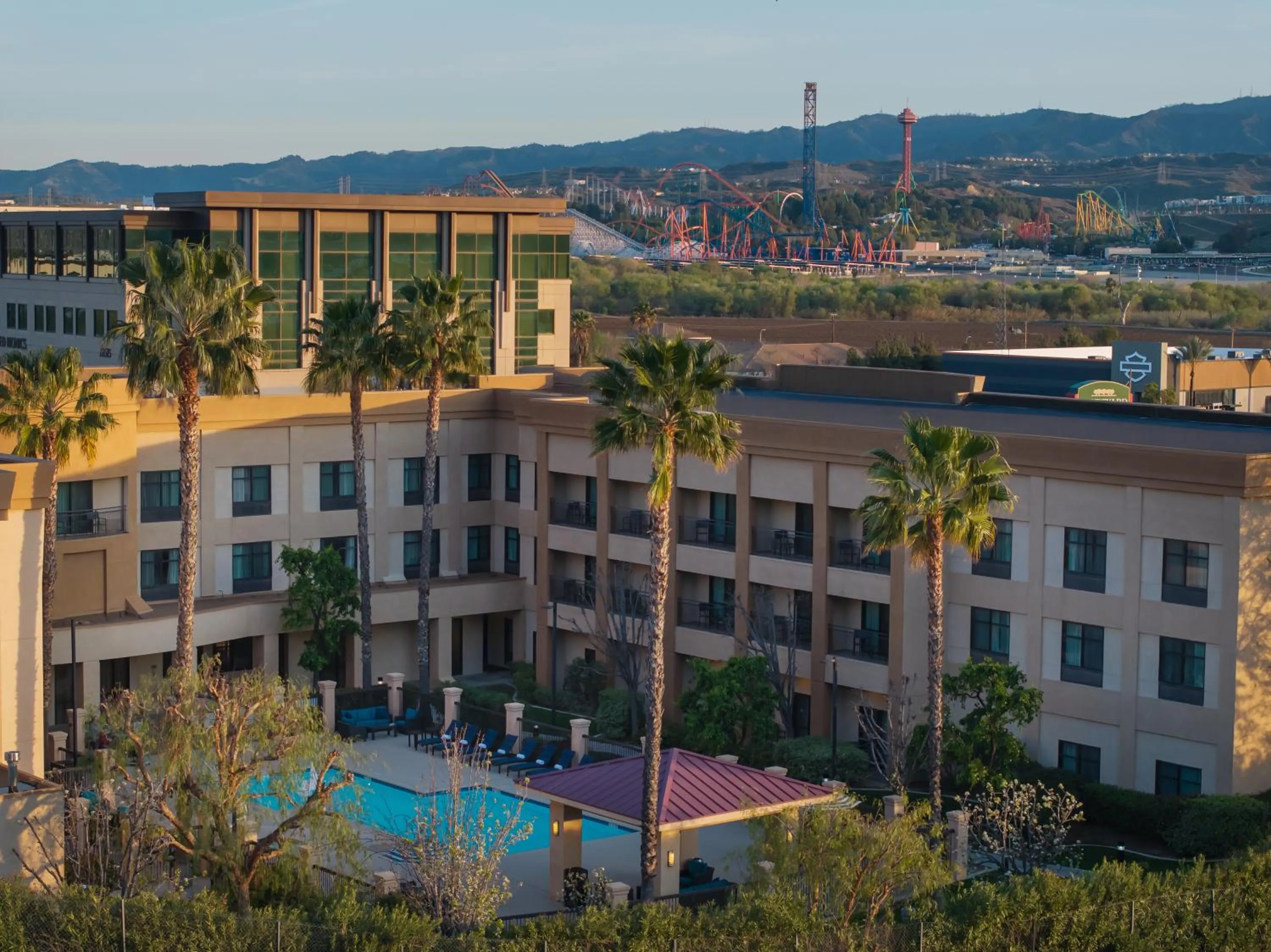 Courtyard by Marriott Santa Clarita Valencia