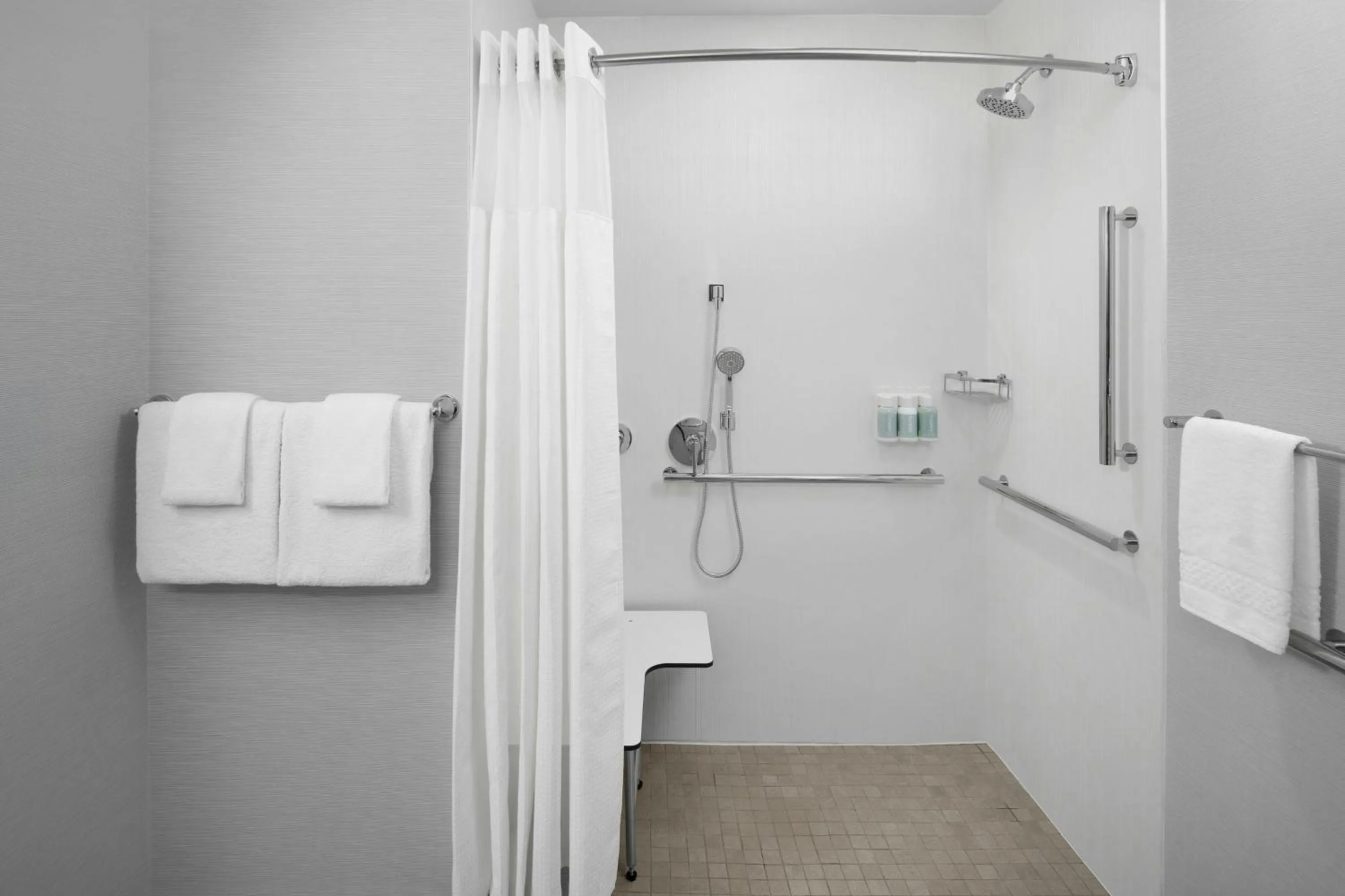Bathroom in Courtyard by Marriott Santa Clarita Valencia