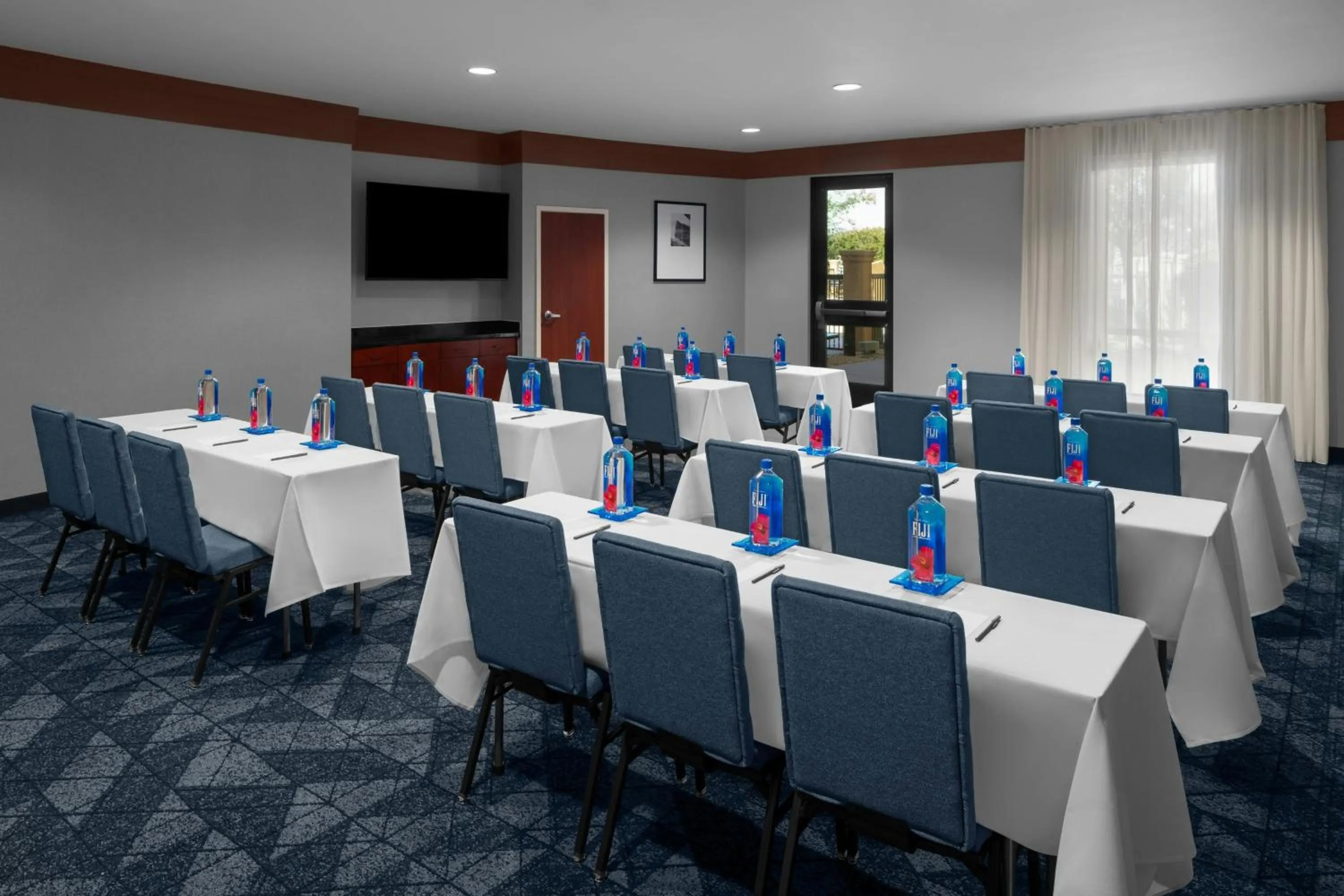 Meeting/conference room in Courtyard by Marriott Santa Clarita Valencia