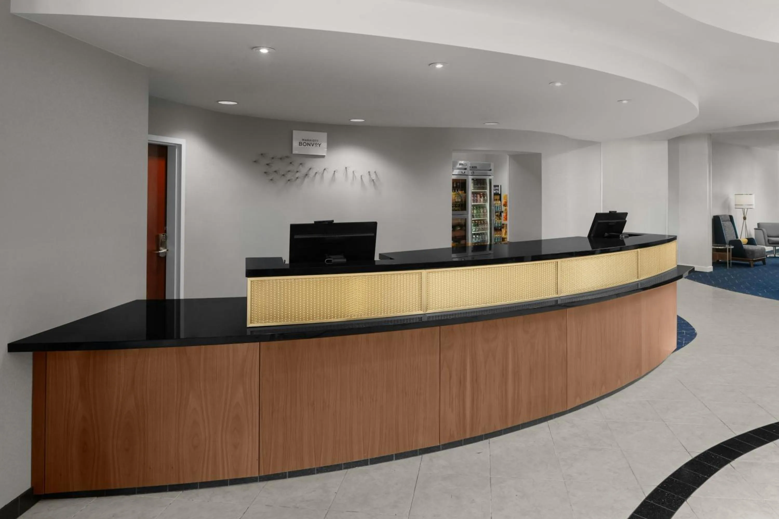 Lobby or reception in Courtyard by Marriott Santa Clarita Valencia