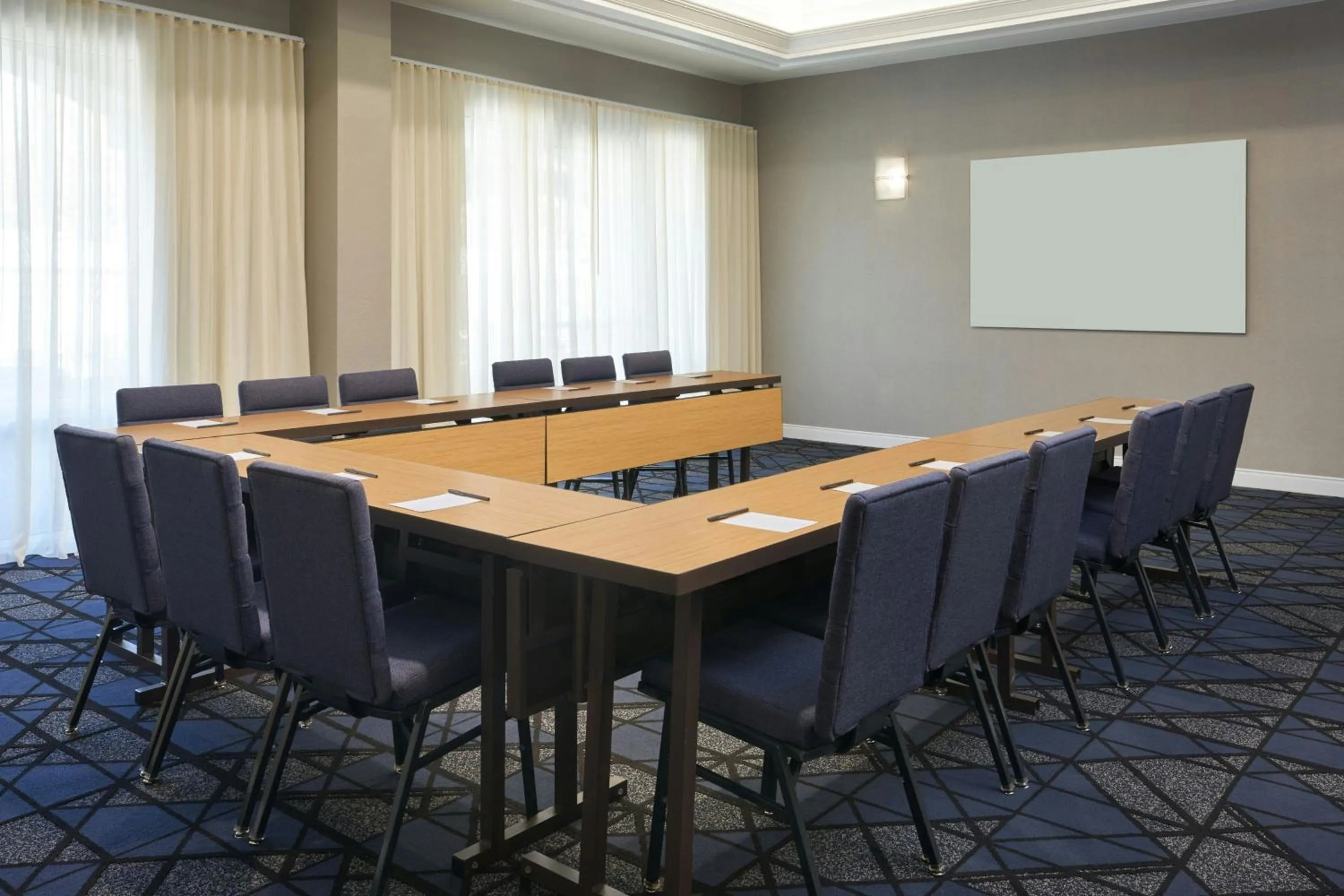Meeting/conference room in Courtyard by Marriott Fort Lauderdale Weston