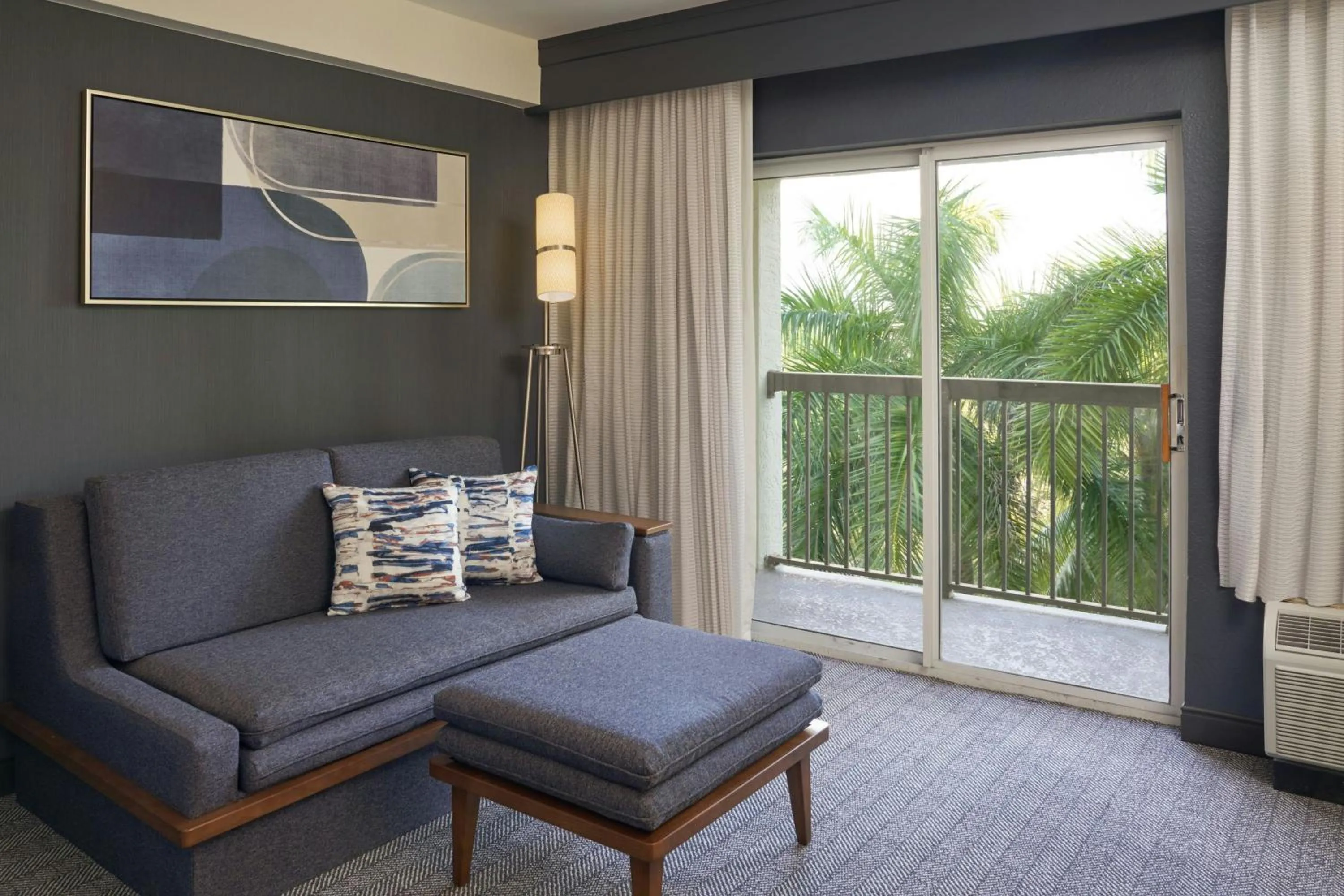 Photo of the whole room in Courtyard by Marriott Fort Lauderdale Weston