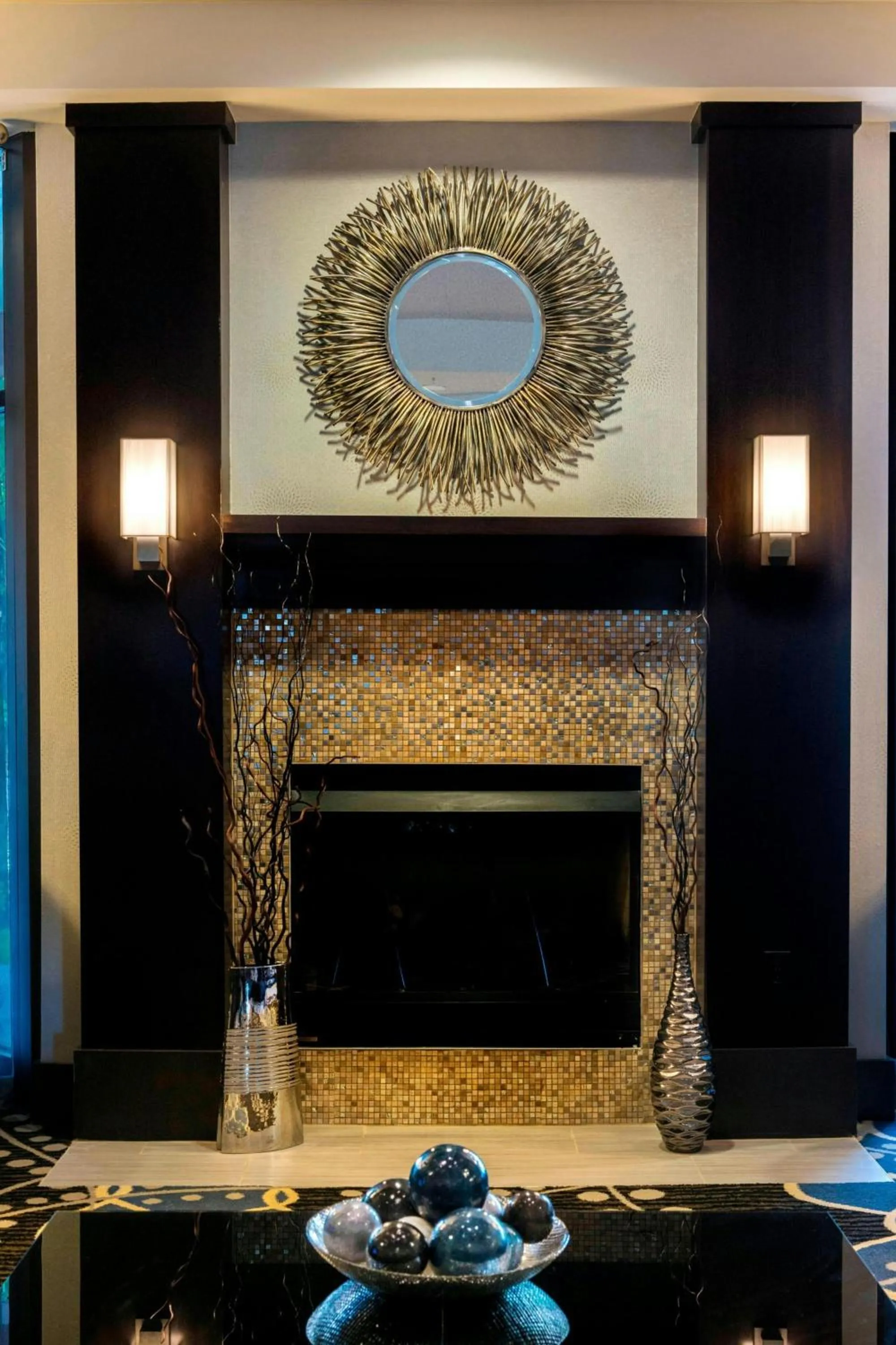 Lobby or reception in Courtyard Worcester