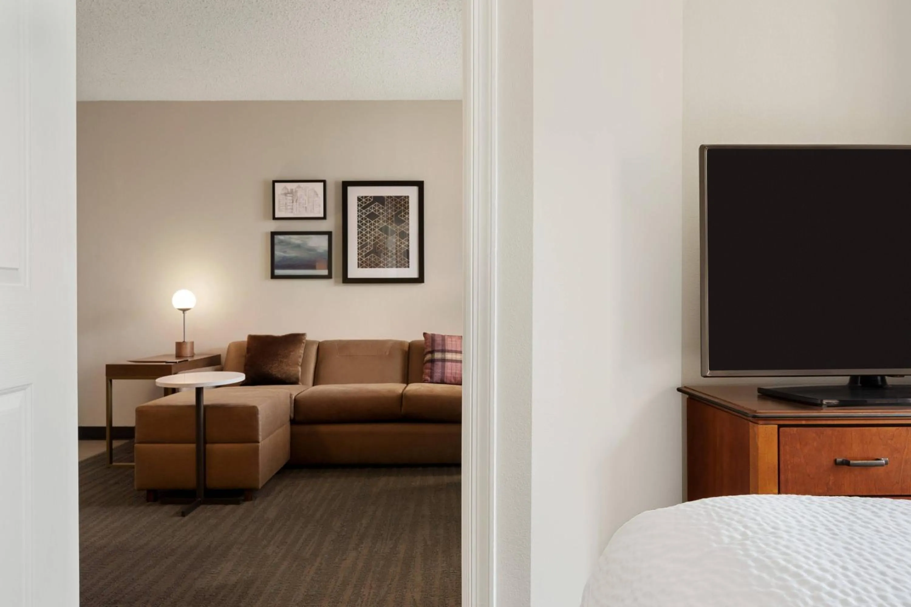 Bedroom, Bed in Residence Inn Baltimore White Marsh