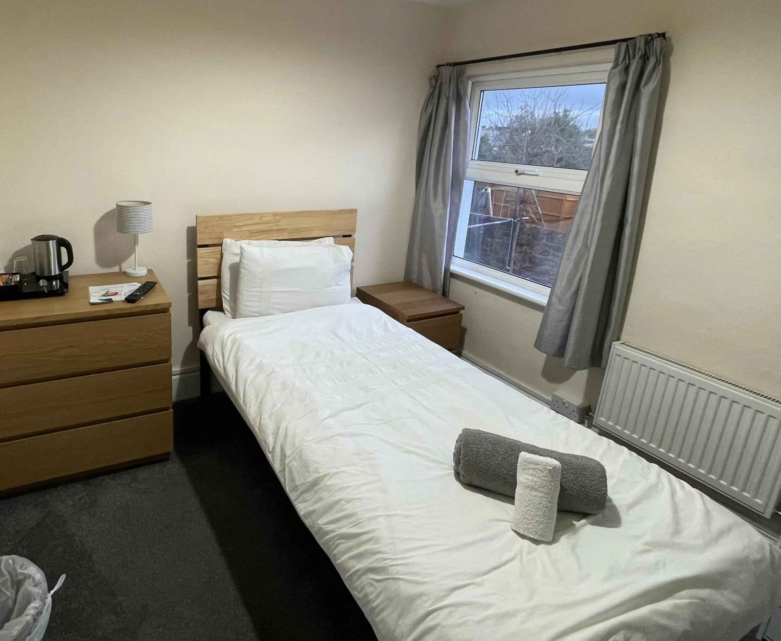 Bed in Admiral Blake Guesthouse