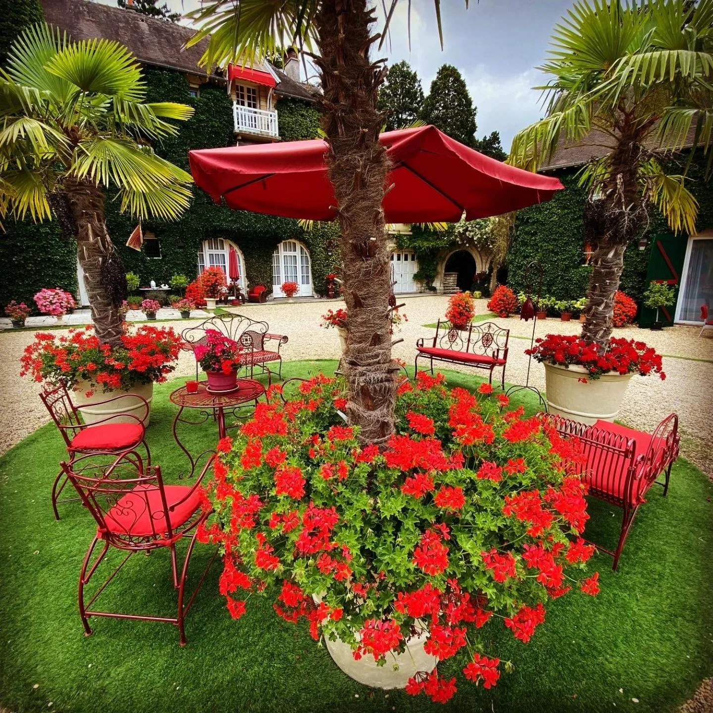 Patio in Manoir des Cavaliers - BnB