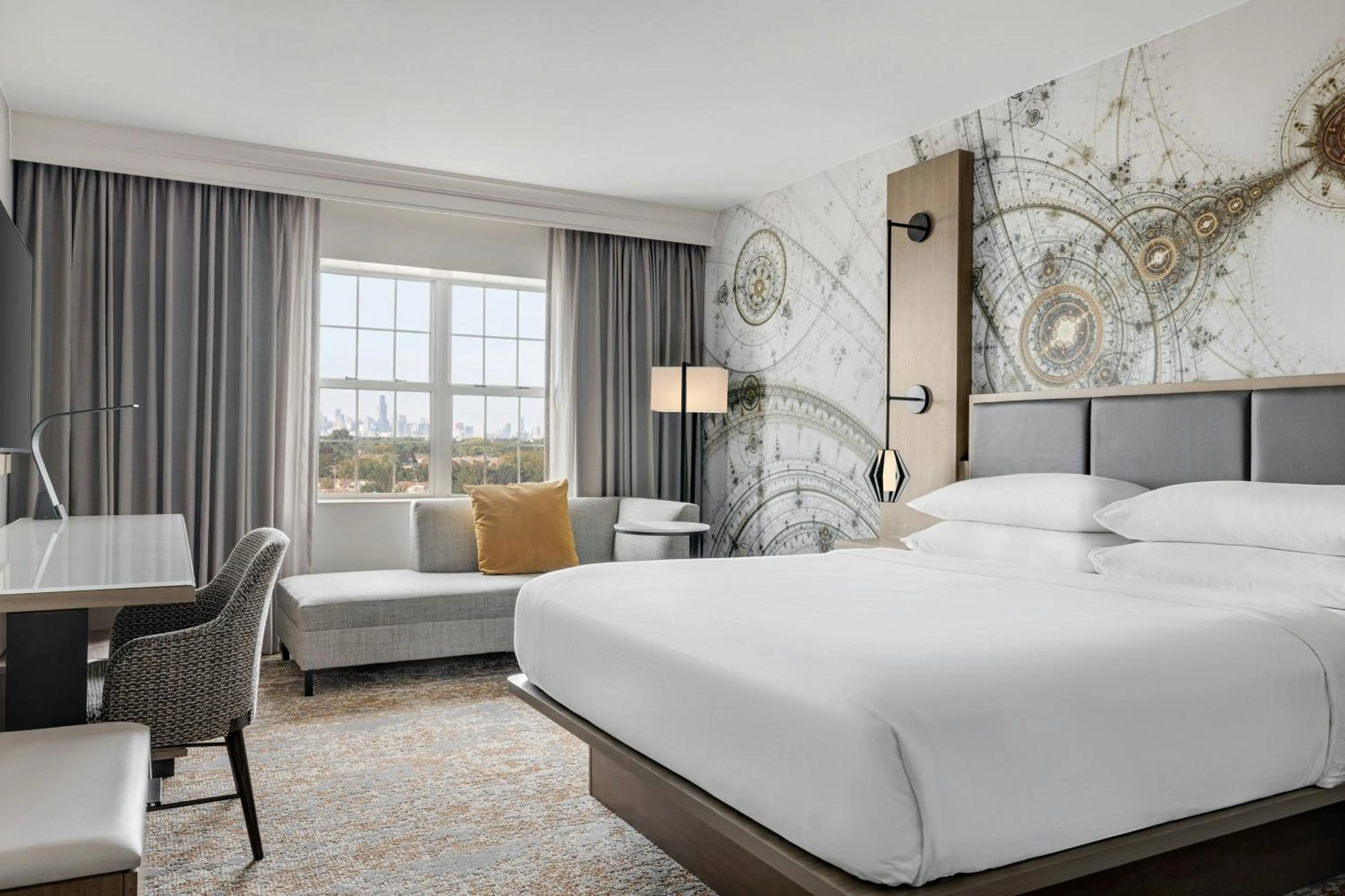 Photo of the whole room, Bed in Chicago Marriott Midway