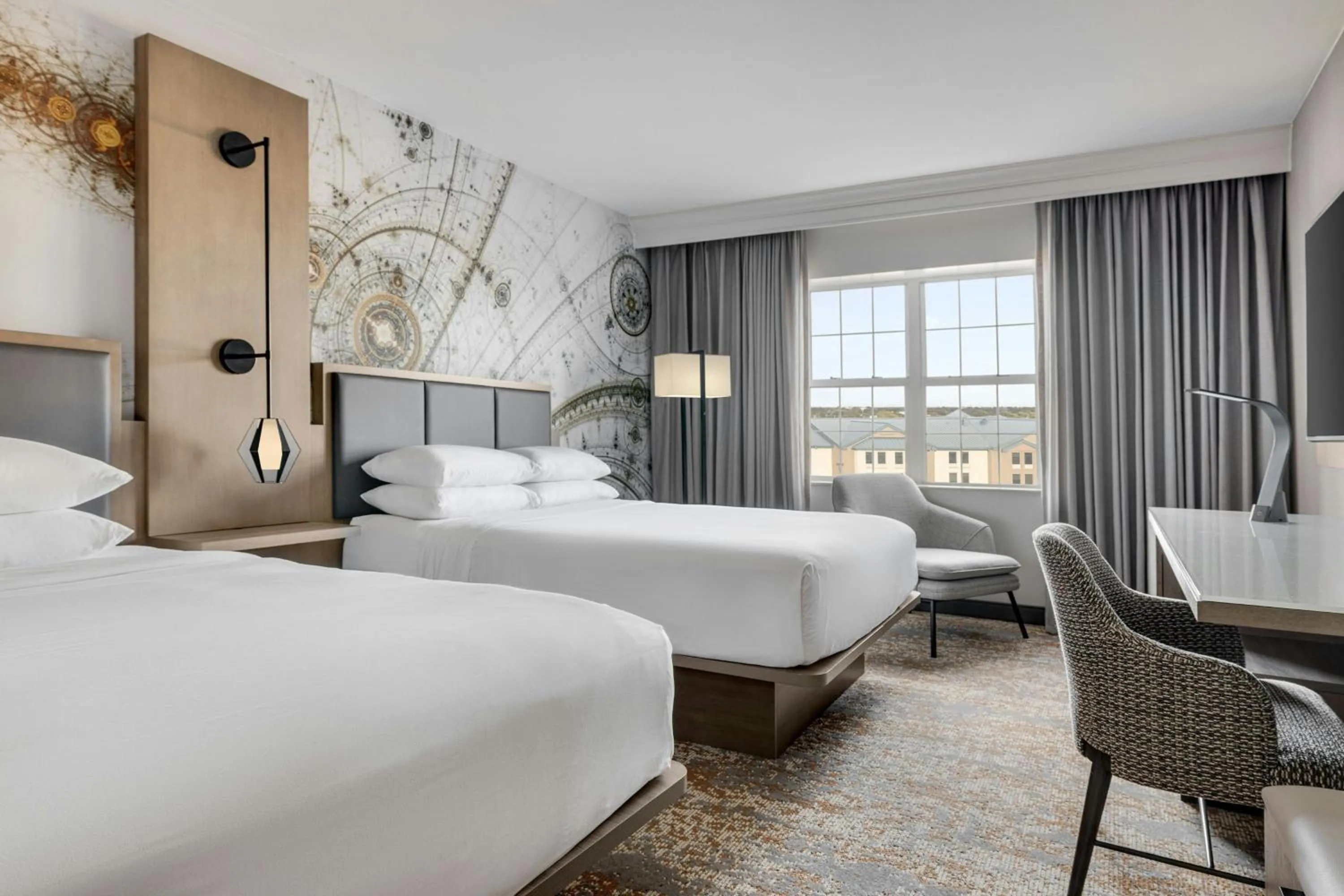 Photo of the whole room, Bed in Chicago Marriott Midway