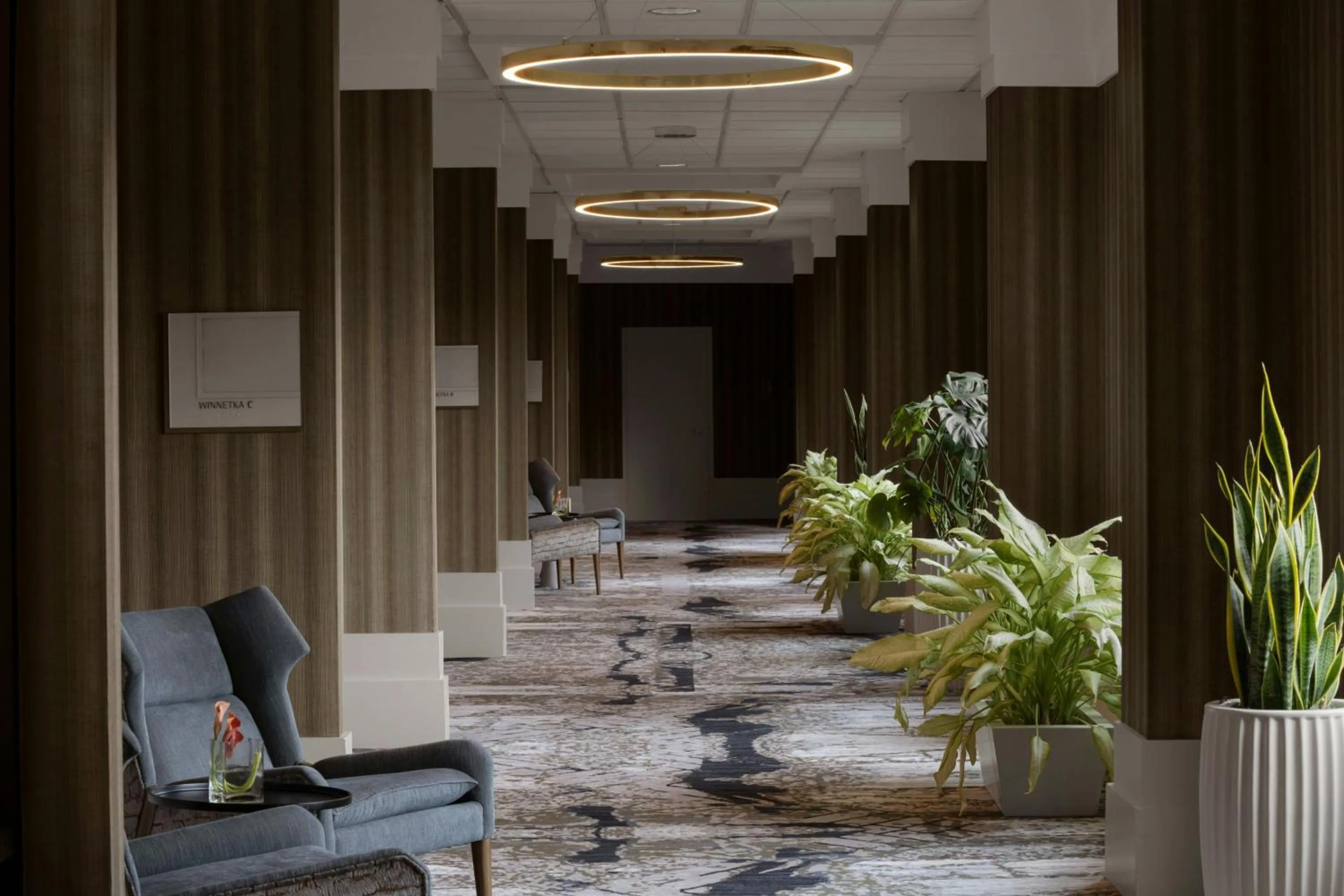 Meeting/conference room in Renaissance Chicago North Shore Hotel