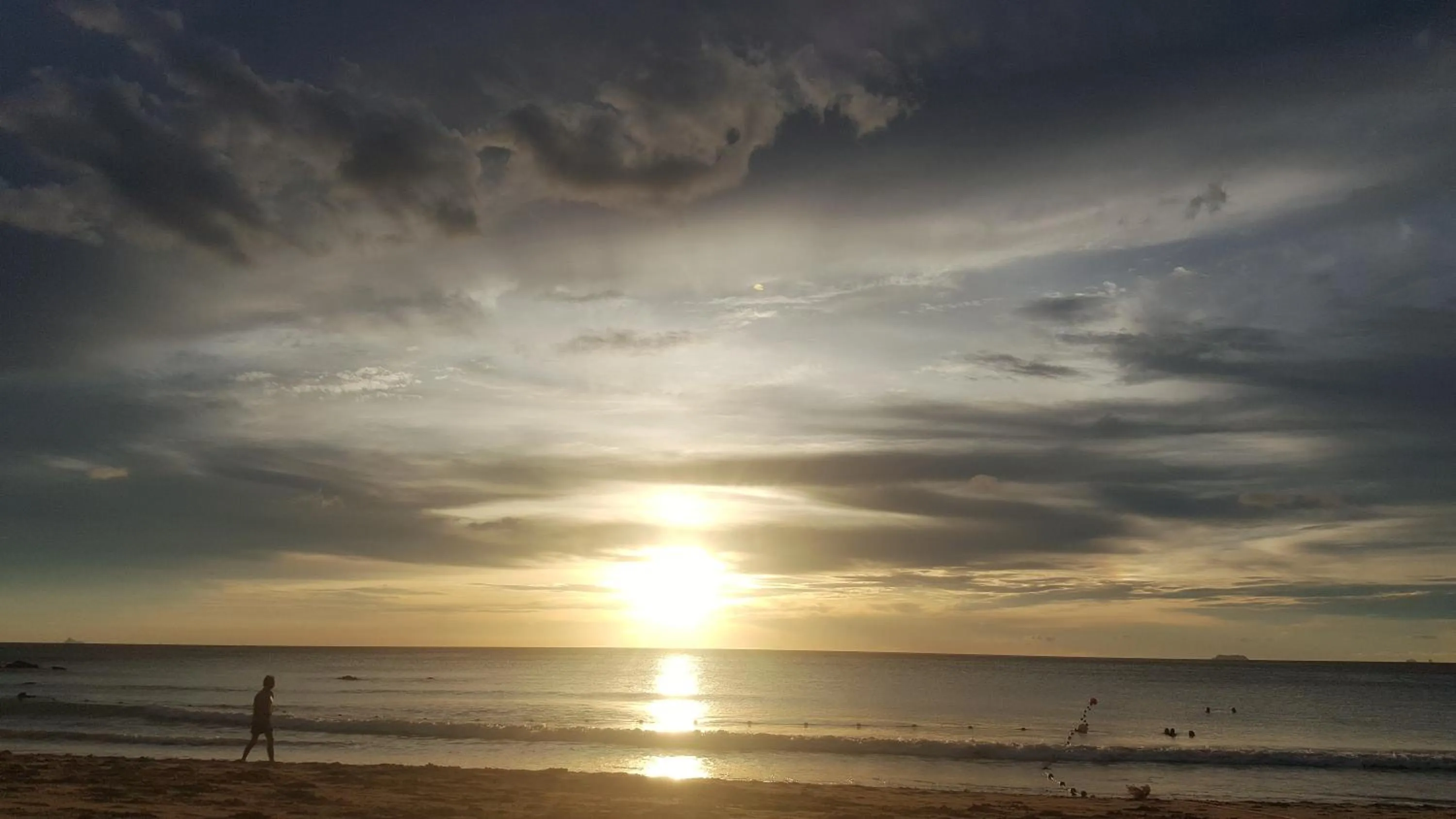 Sunset in Lanta noblesse