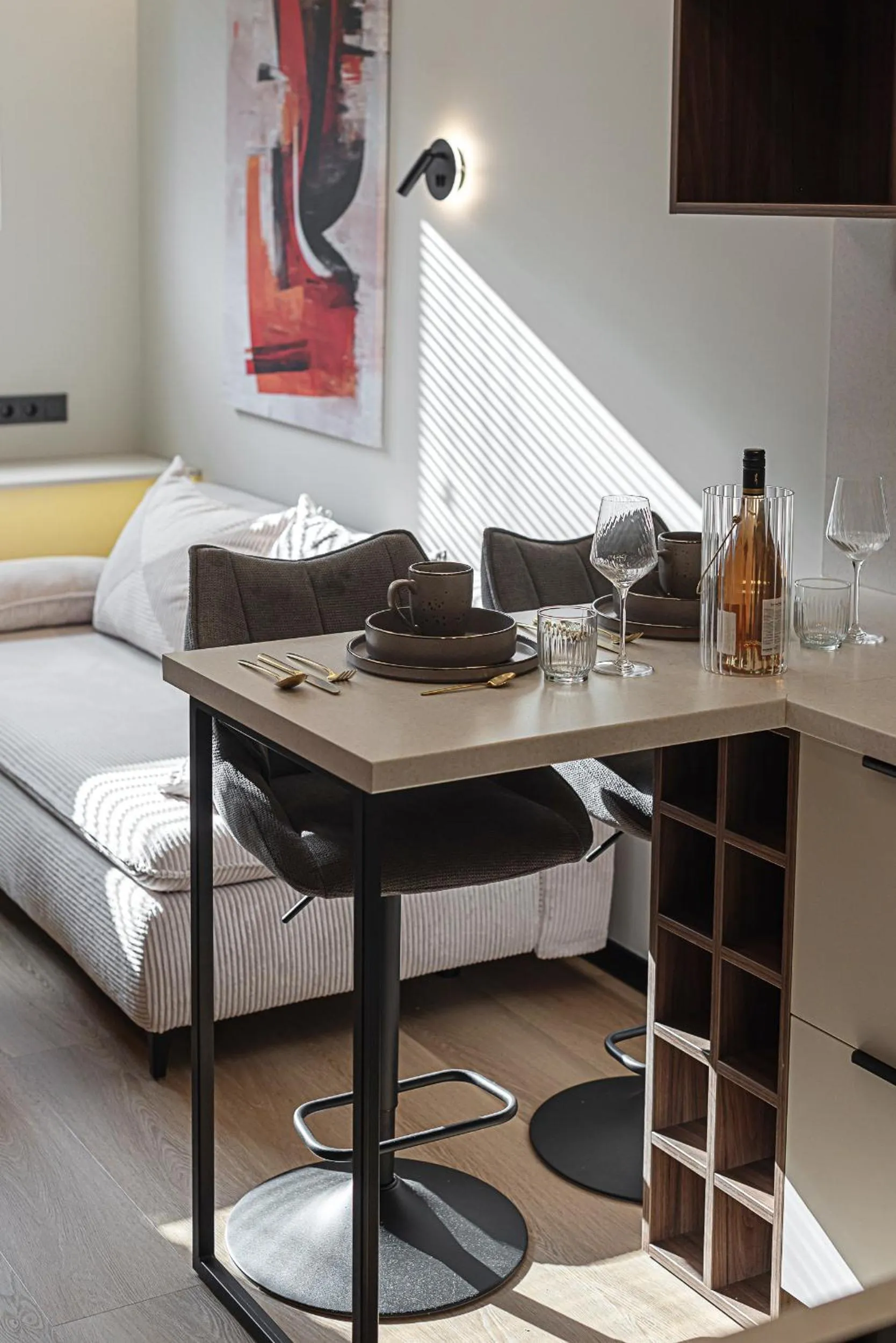 Seating area, Bed in Vilnius City Hotel