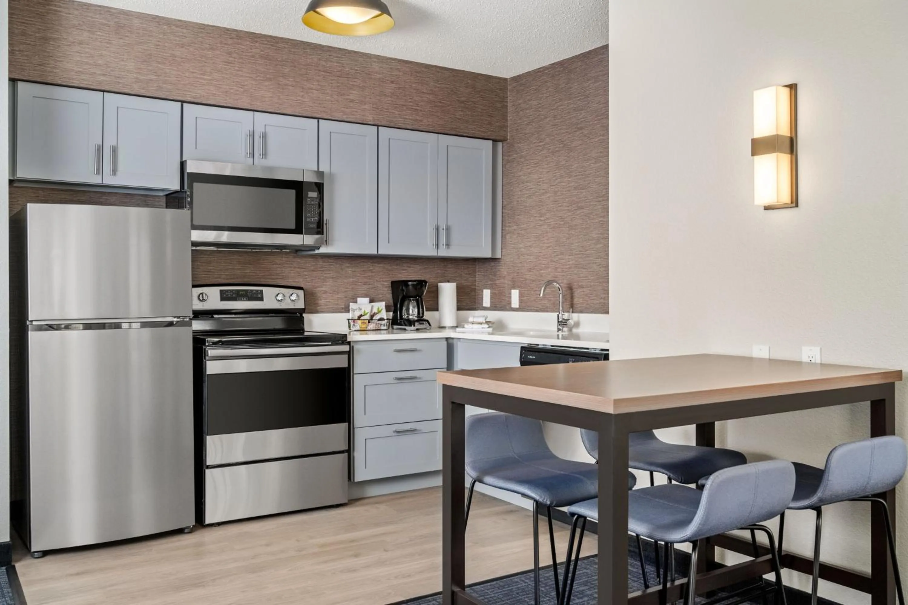 Bedroom in Residence Inn by Marriott Chicago Naperville/Warrenville