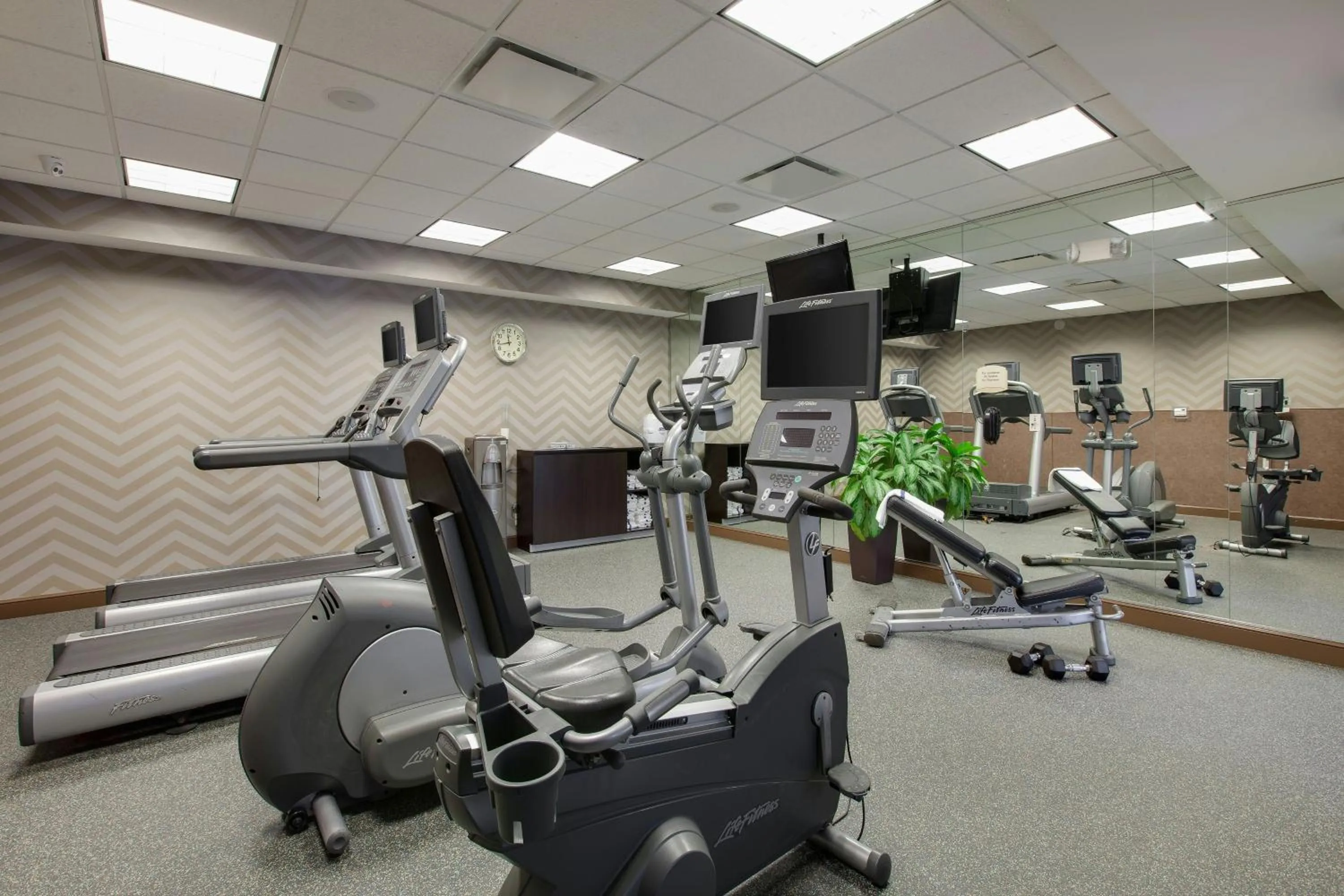 Fitness centre/facilities in Residence Inn Chicago Midway Airport