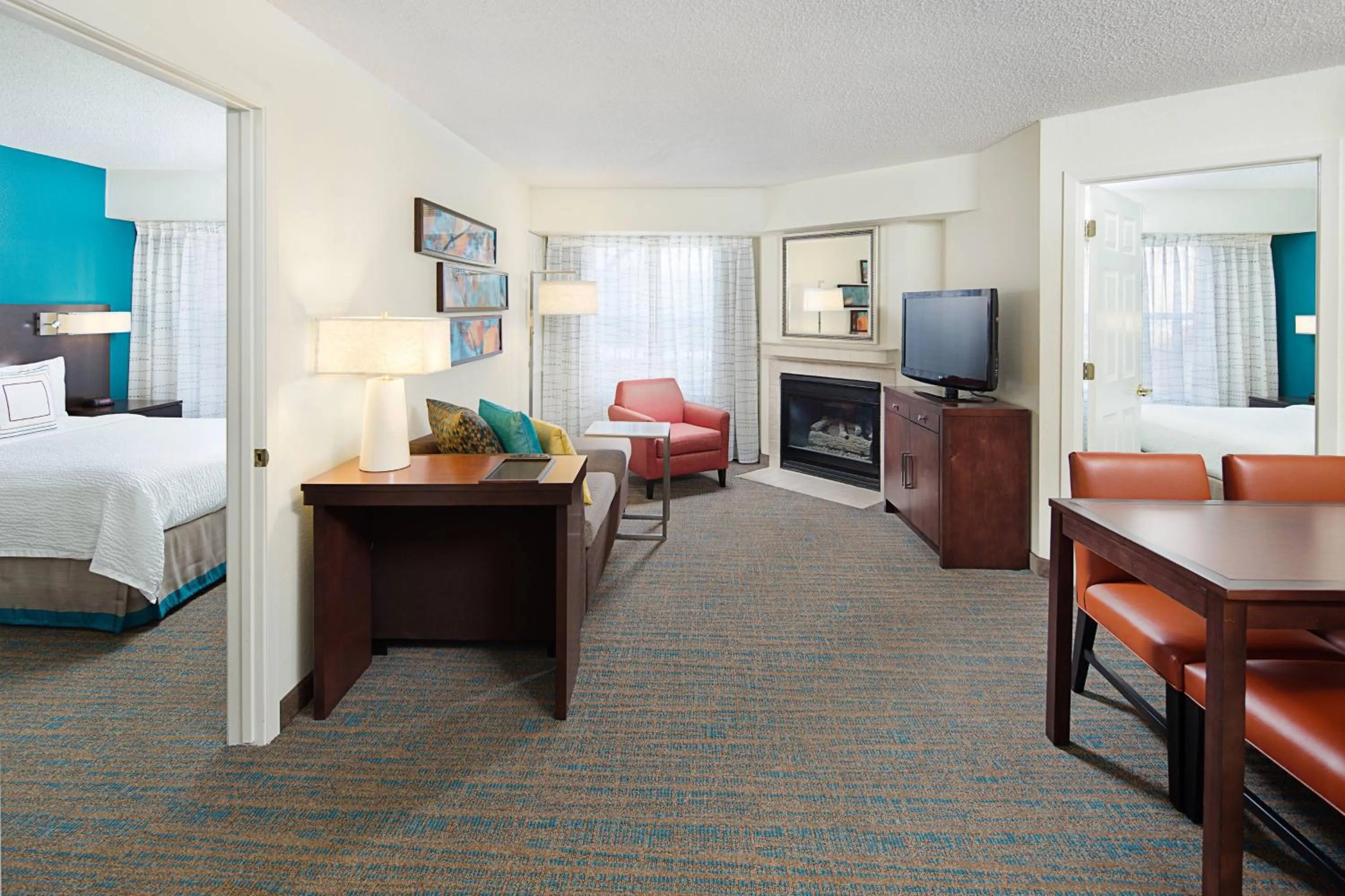 Bedroom, Bed in Residence Inn Chicago O'Hare