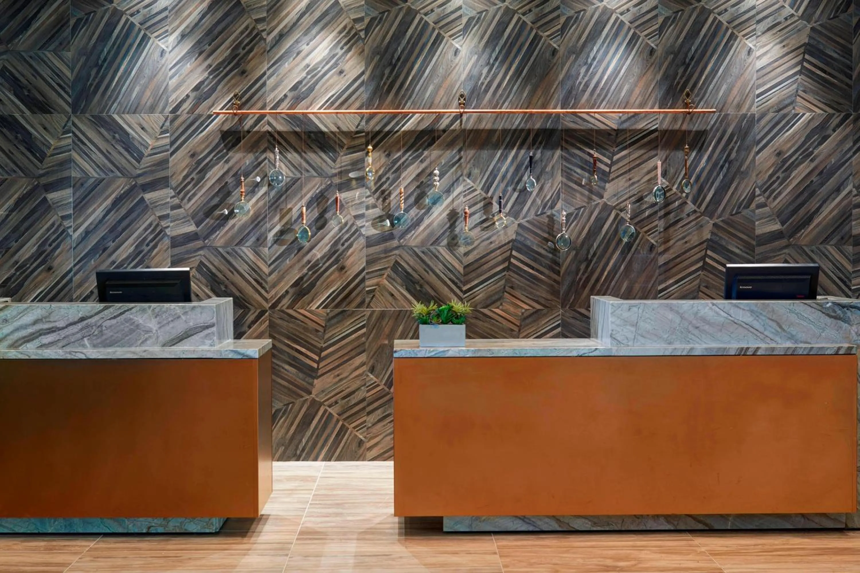 Lobby or reception in Chicago Marriott Southwest at Burr Ridge