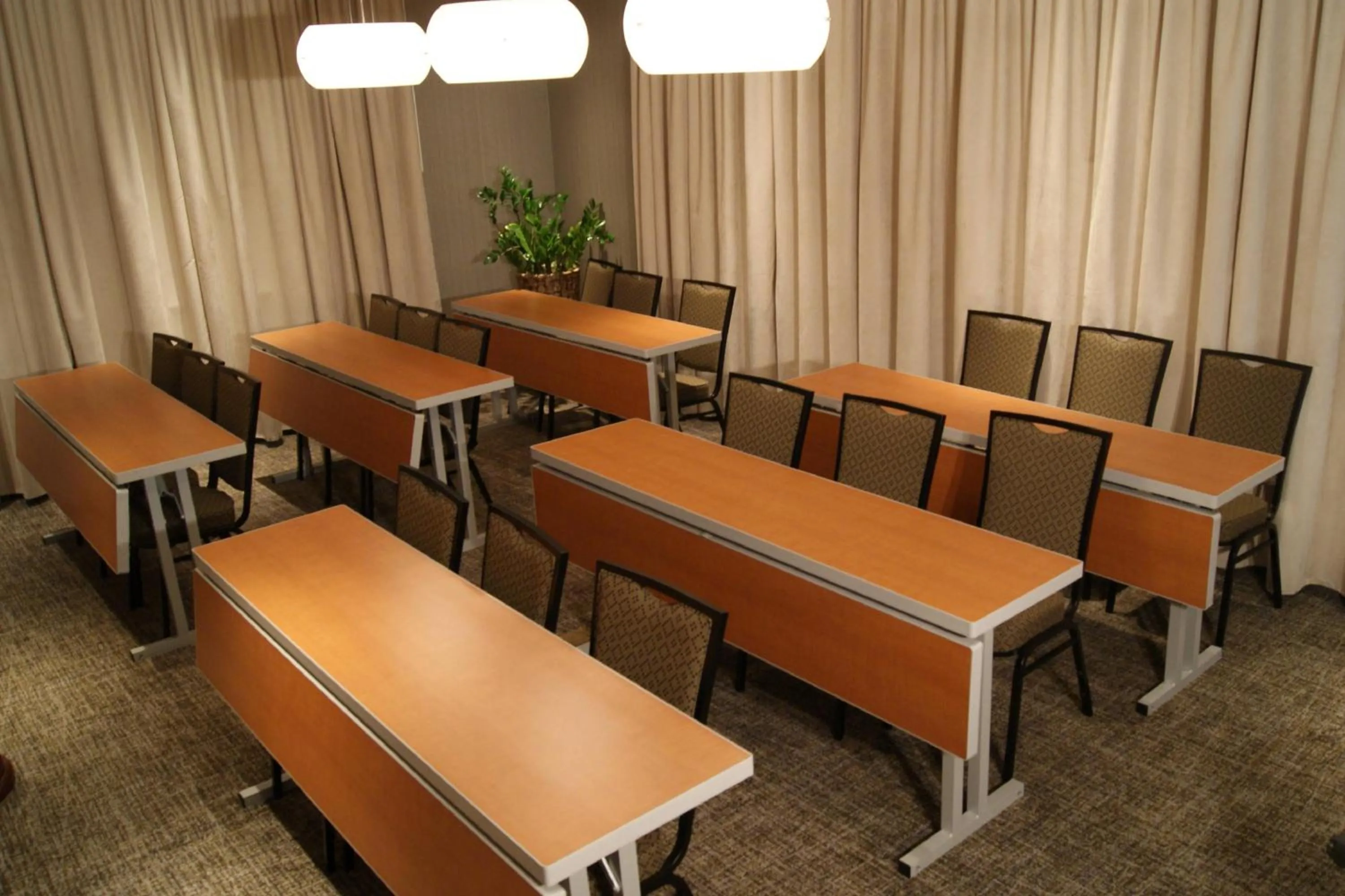 Meeting/conference room in SpringHill Suites by Marriott Chicago Waukegan/Gurnee
