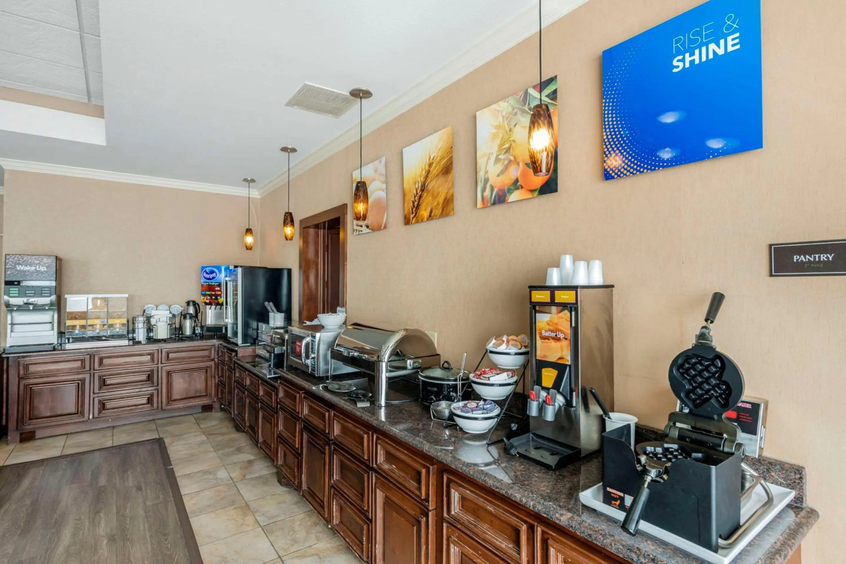 Breakfast in Comfort Inn & Suites Fort Worth - Fossil Creek