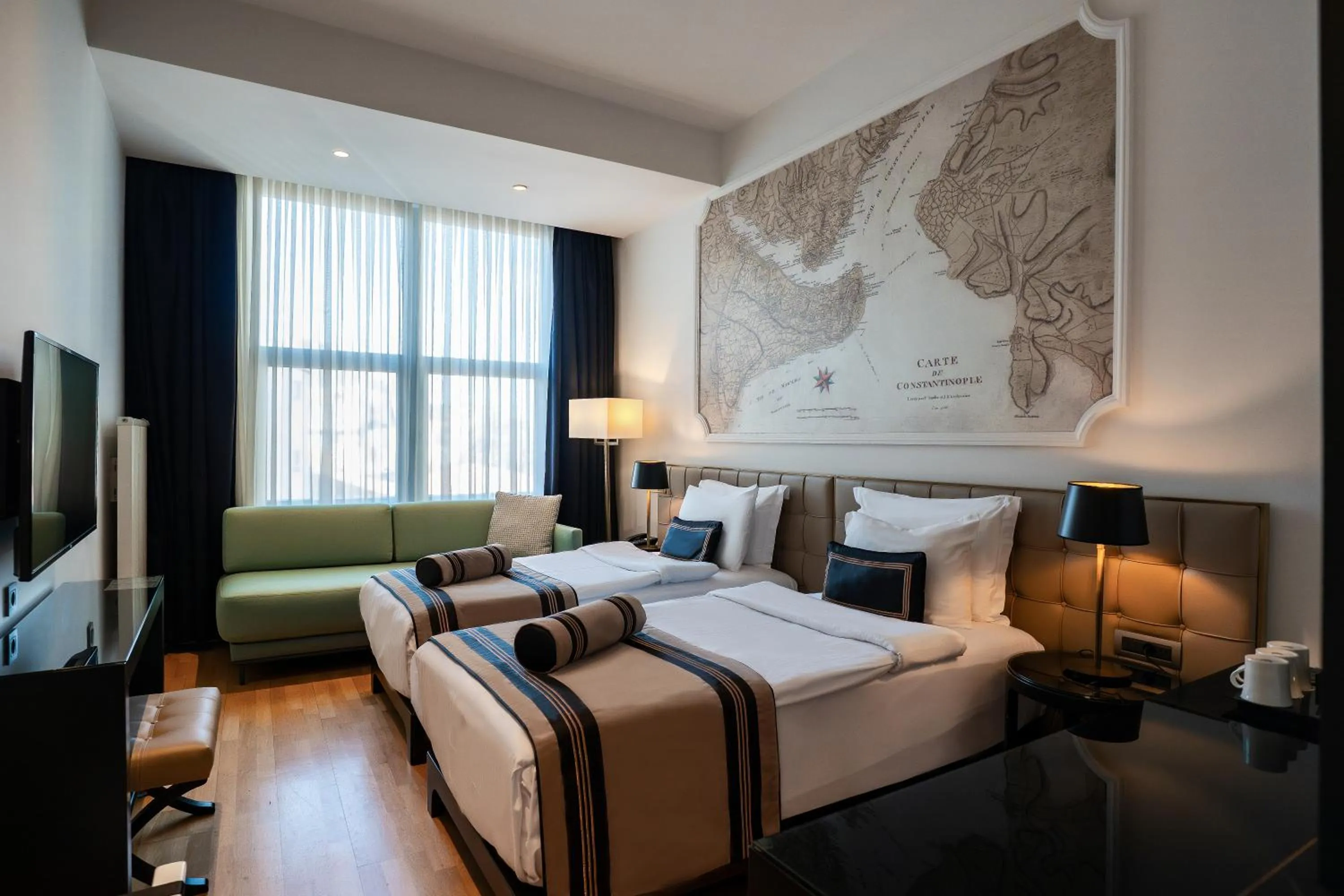 Bed in AKKA Lush Hotel Taksim