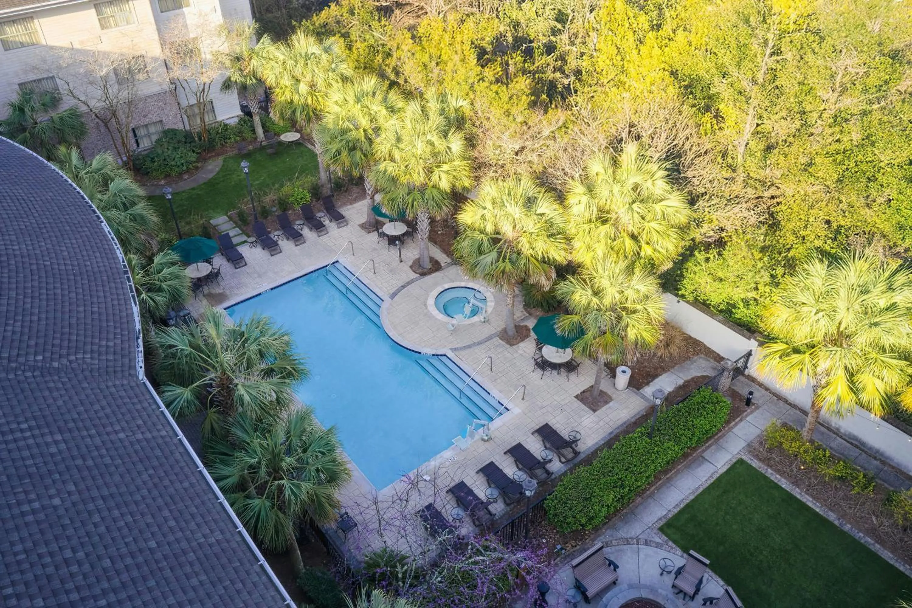 Swimming pool in Courtyard Charleston Mount Pleasant