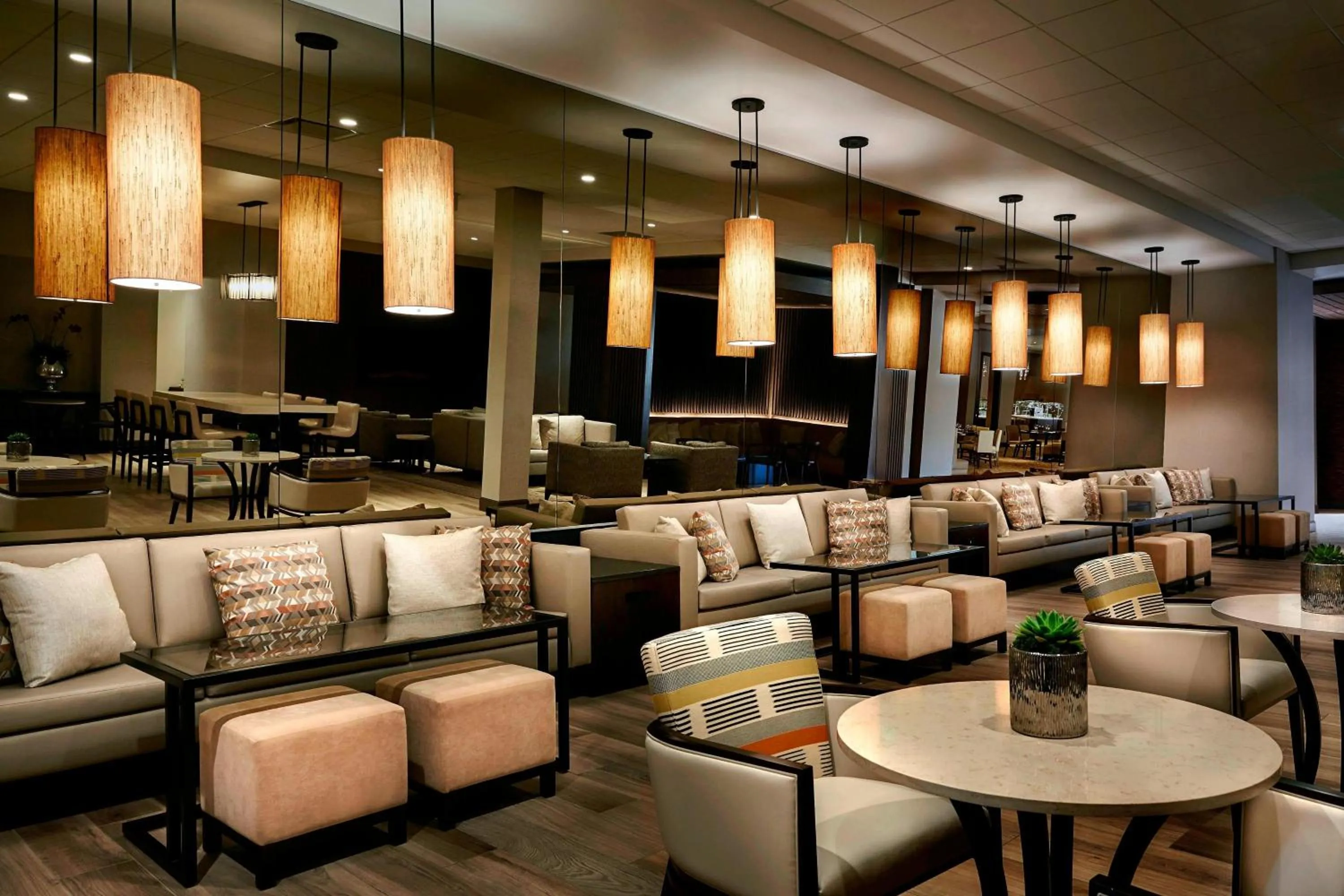 Lounge or bar in Anaheim Marriott