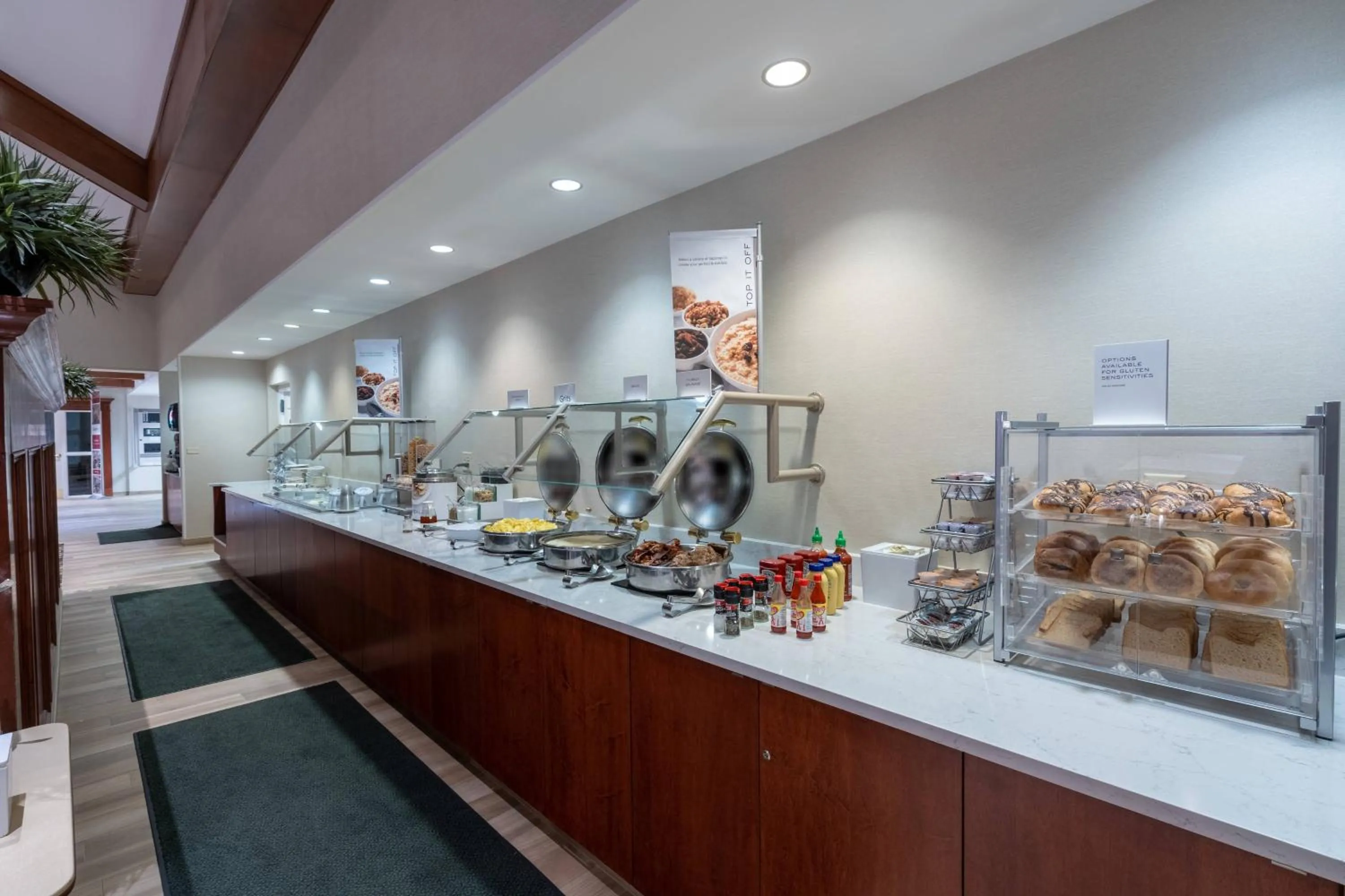 Breakfast in Residence Inn by Marriott Charleston Airport