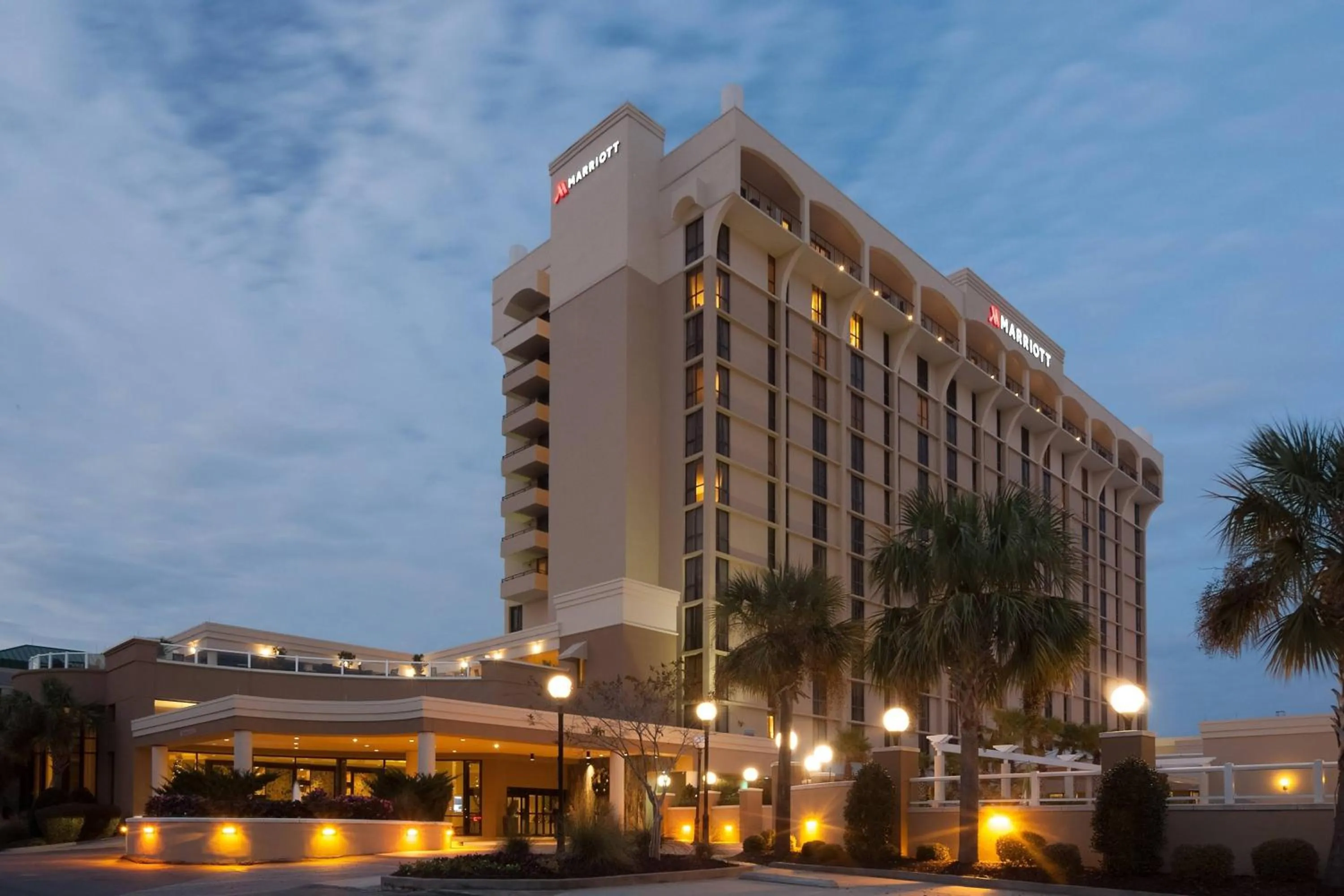 Property building in Charleston Marriott