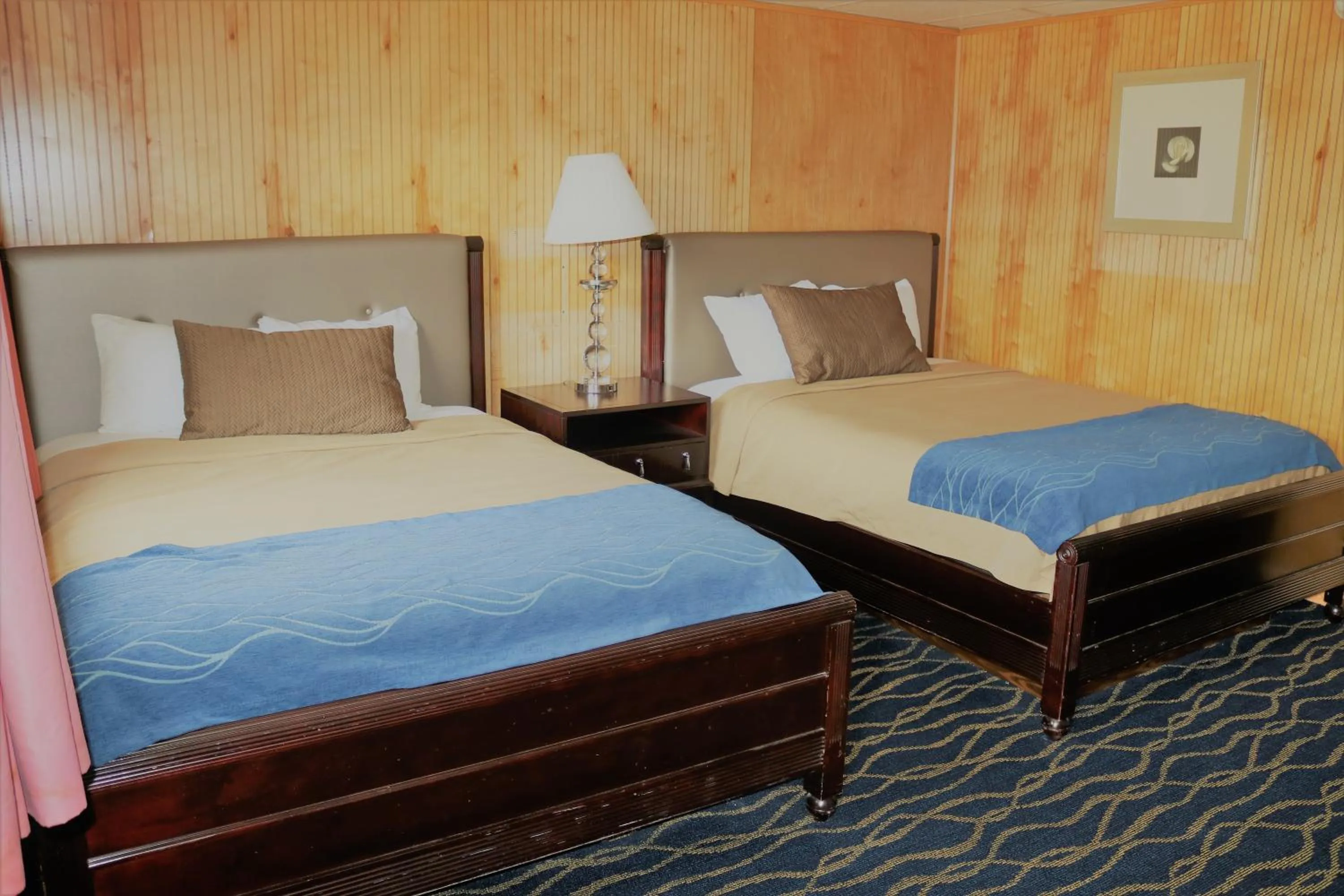 Bedroom, Bed in Rodeway Inn Harlan