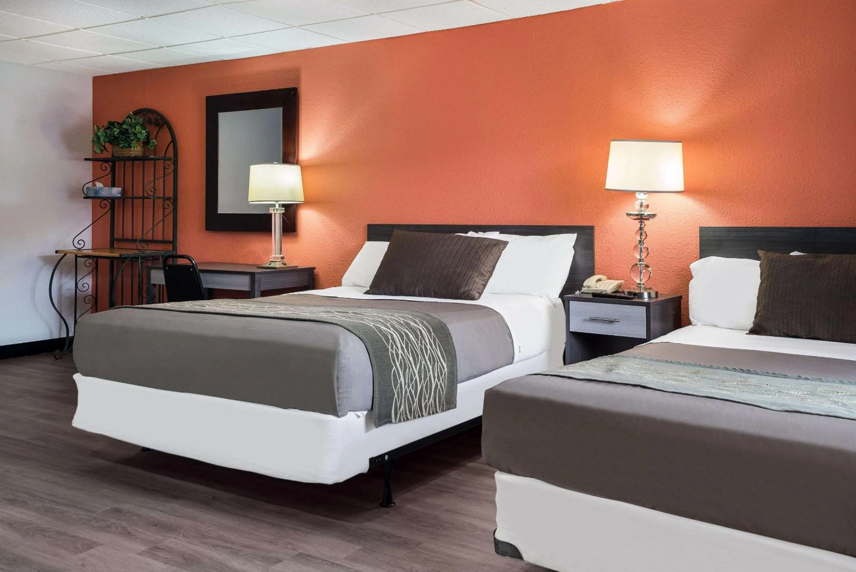 Bedroom, Bed in Rodeway Inn Harlan