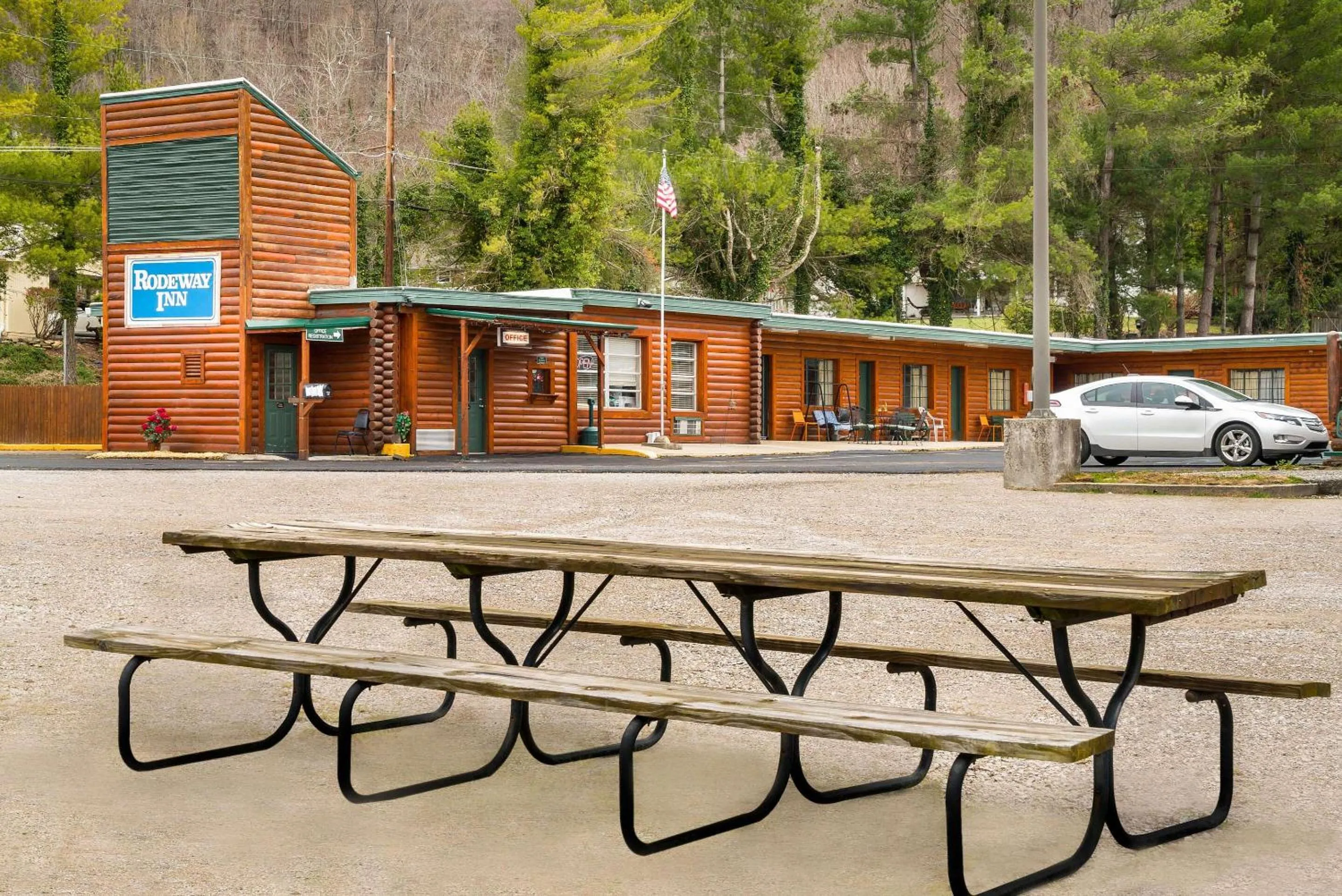 Property building in Rodeway Inn Harlan