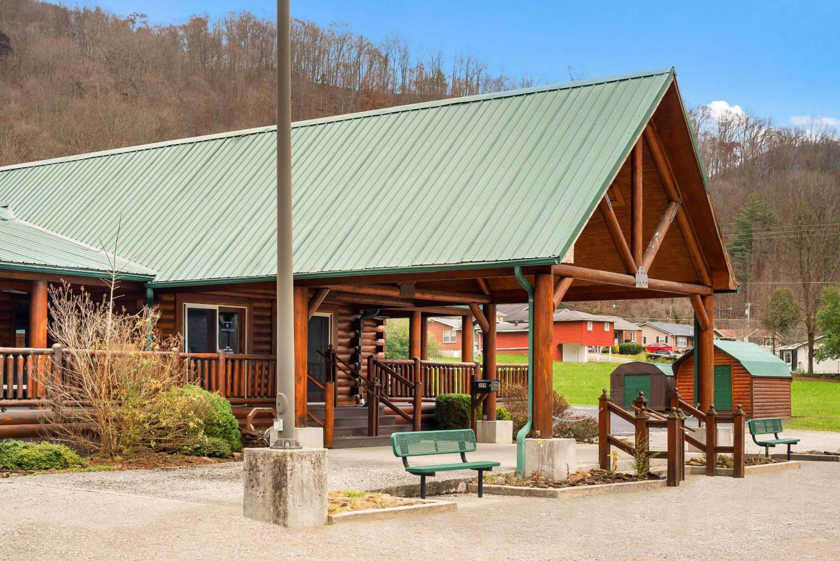 Property building in Rodeway Inn Harlan