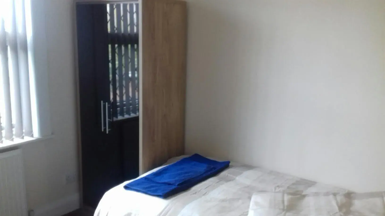 Budget Single Room - single occupancy in The Victoria Budget Single Room - single occupancy in The Victoria