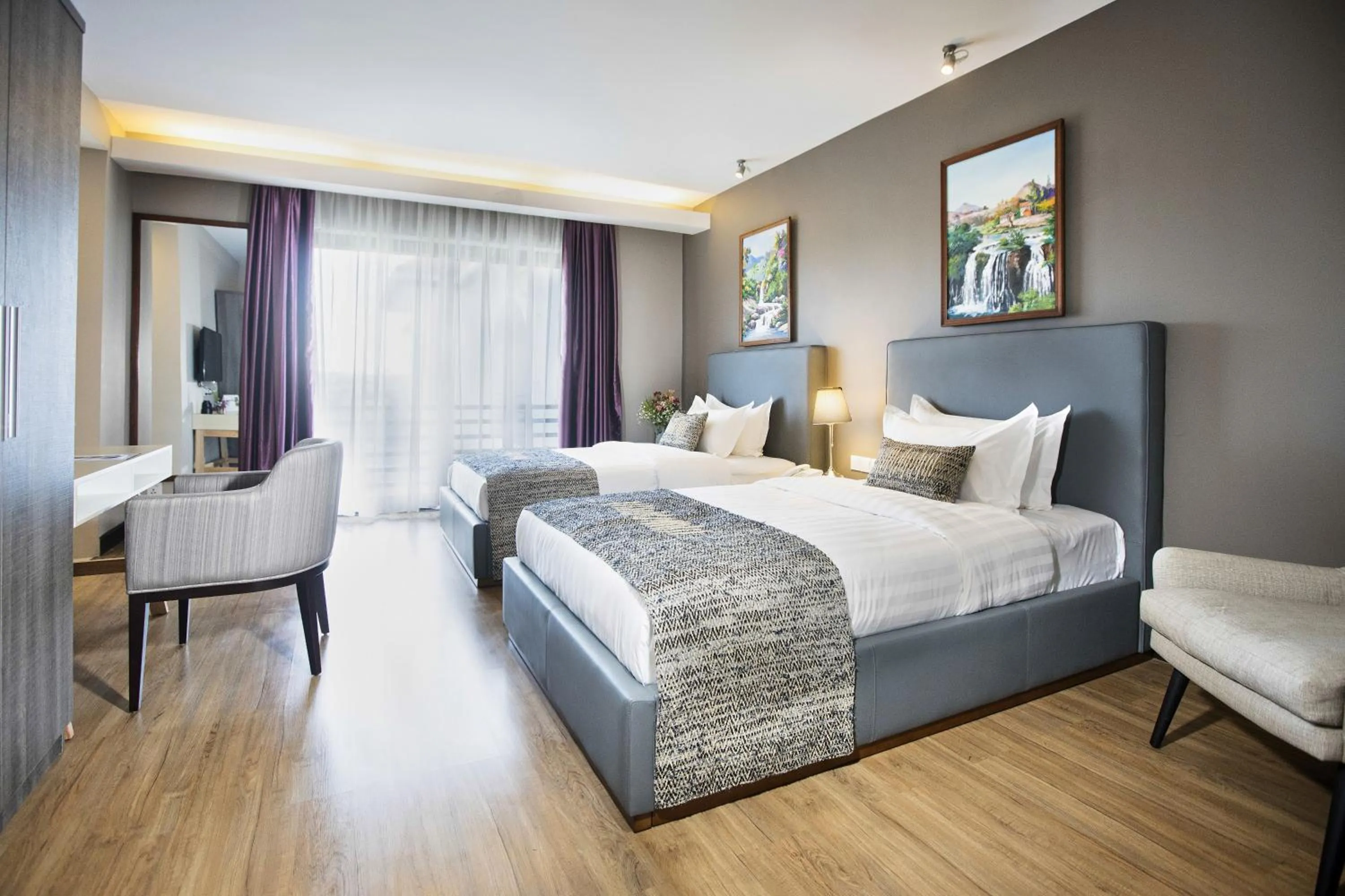 Photo of the whole room, Bed in San Cristobal Boutique Hotel - Ivato Airport