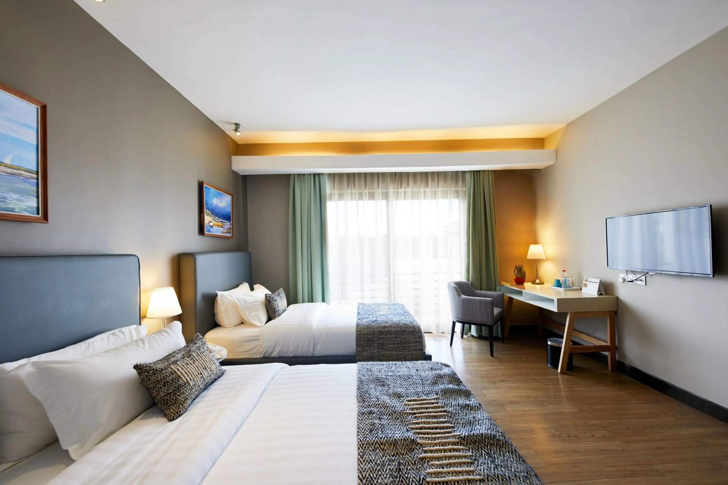 Bedroom, Bed in San Cristobal Boutique Hotel - Ivato Airport