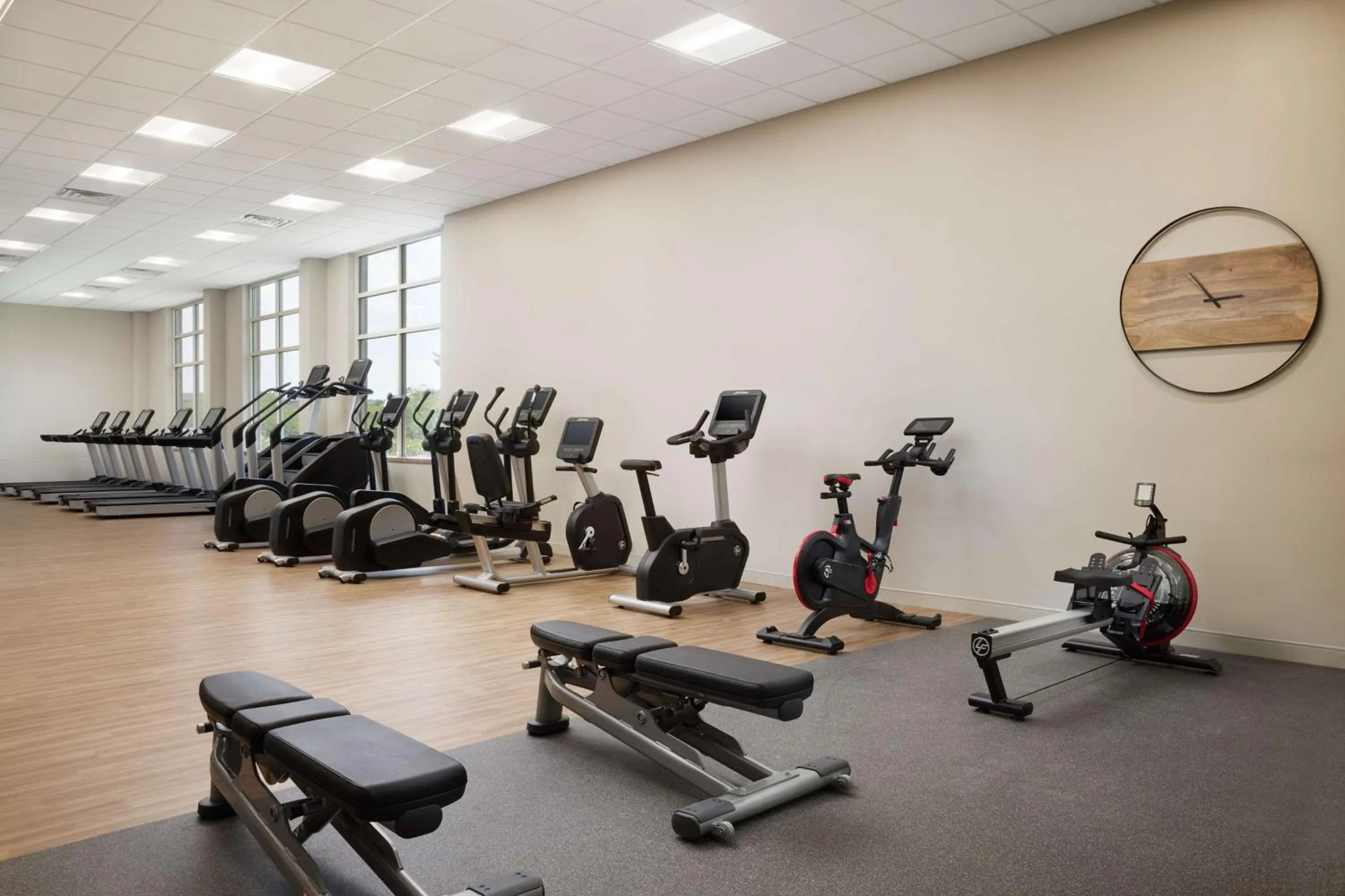 Fitness centre/facilities in Hilton Charlotte Airport Hotel
