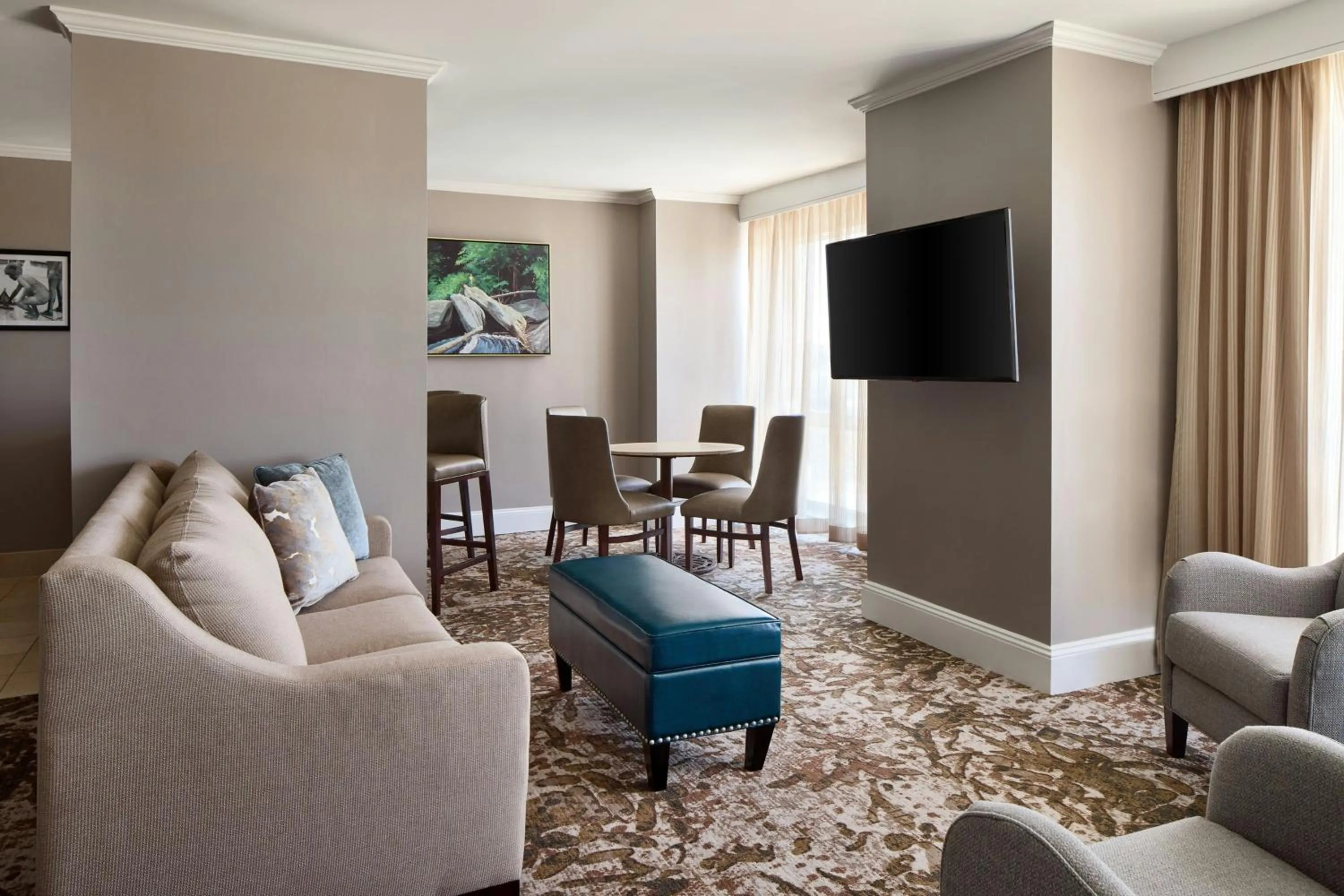Living room in Residence Inn Charlotte Uptown