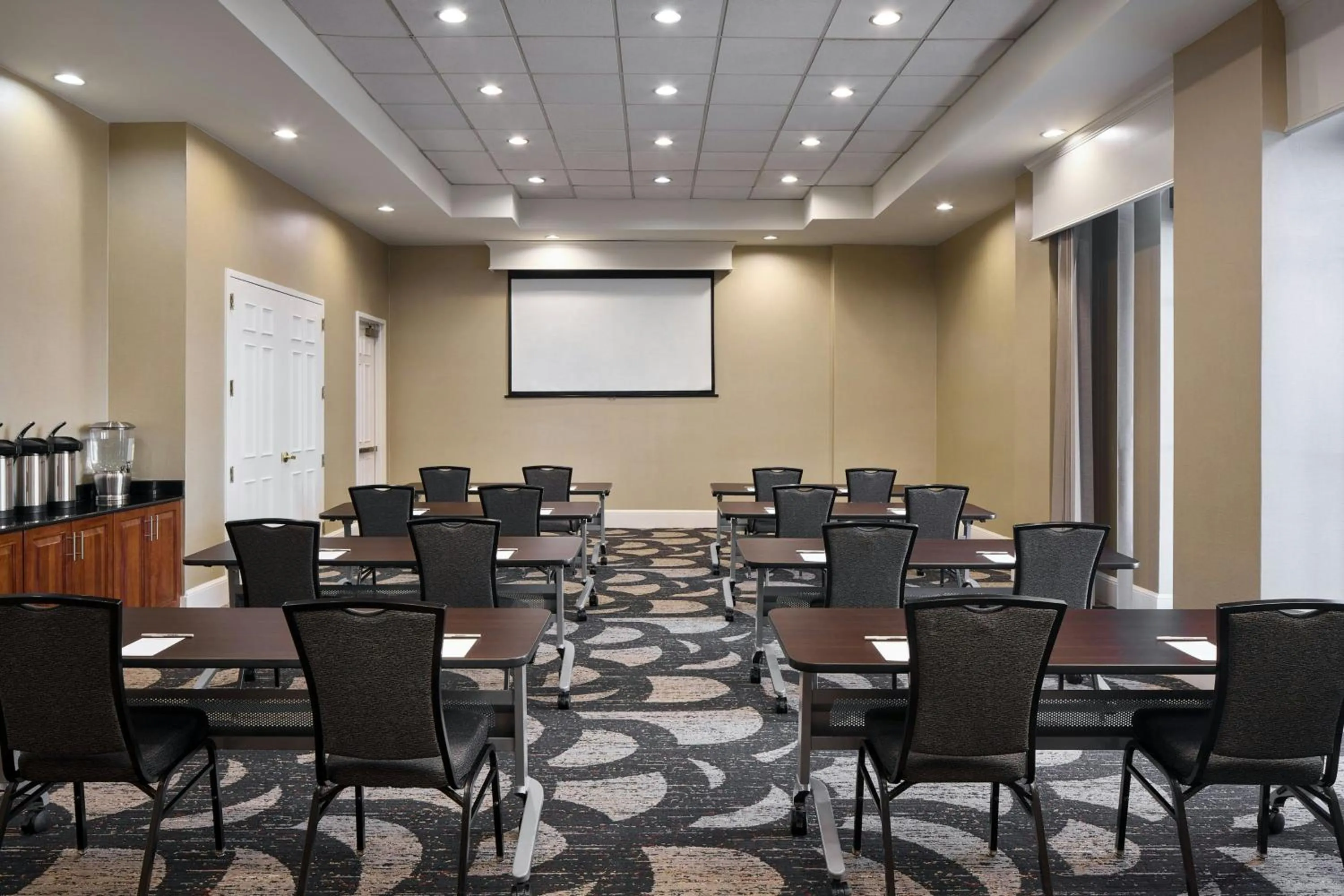 Meeting/conference room in Residence Inn Charlotte Uptown