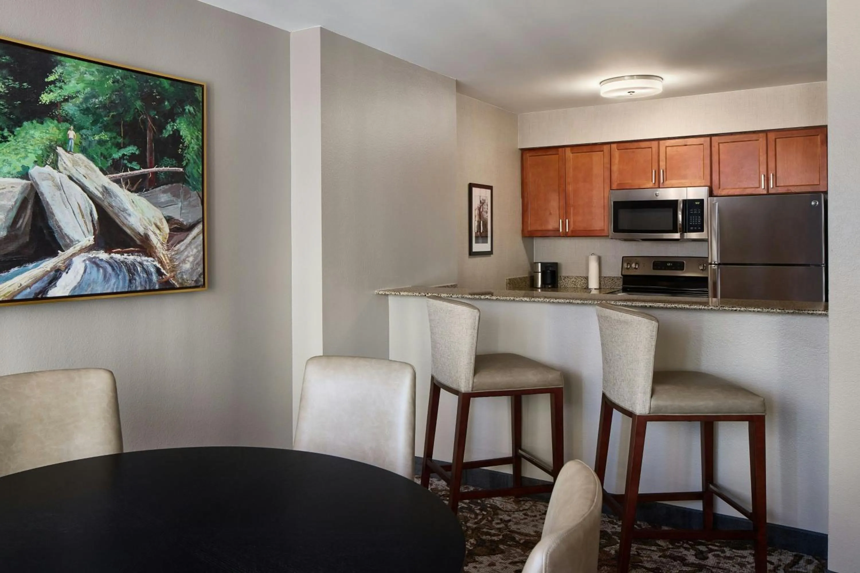 Kitchen or kitchenette in Residence Inn Charlotte Uptown