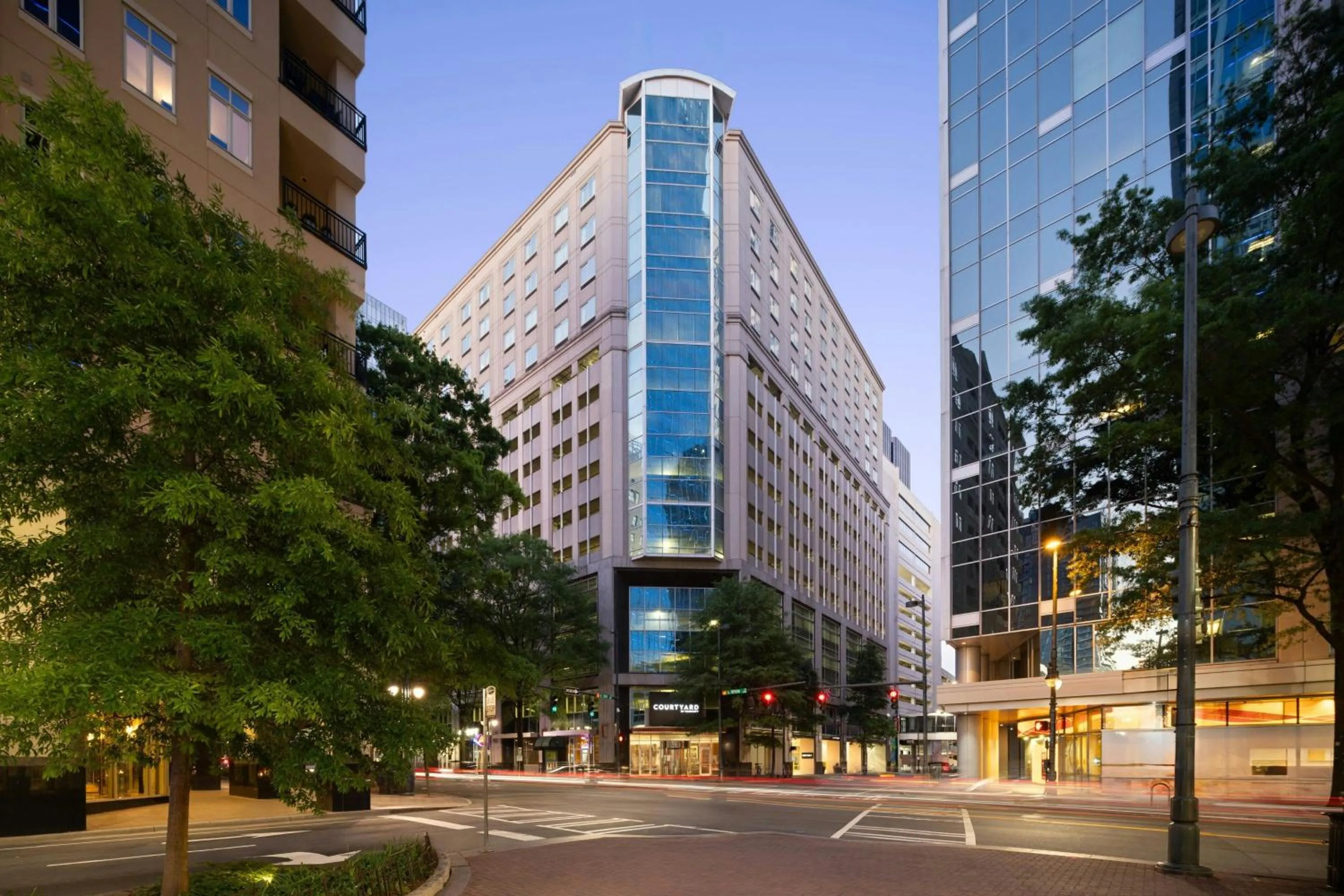 Property building in Courtyard Charlotte City Center