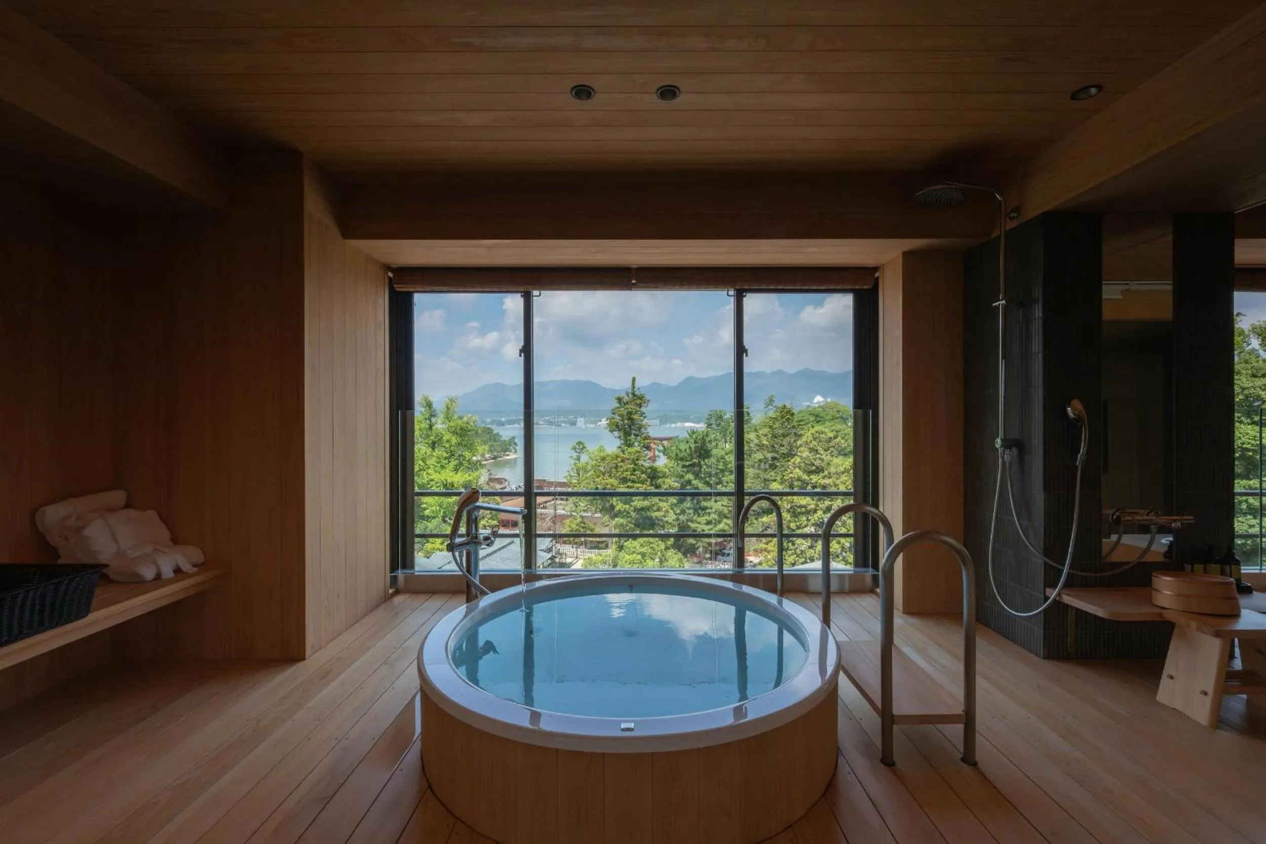 Miyajima Grand Hotel Arimoto