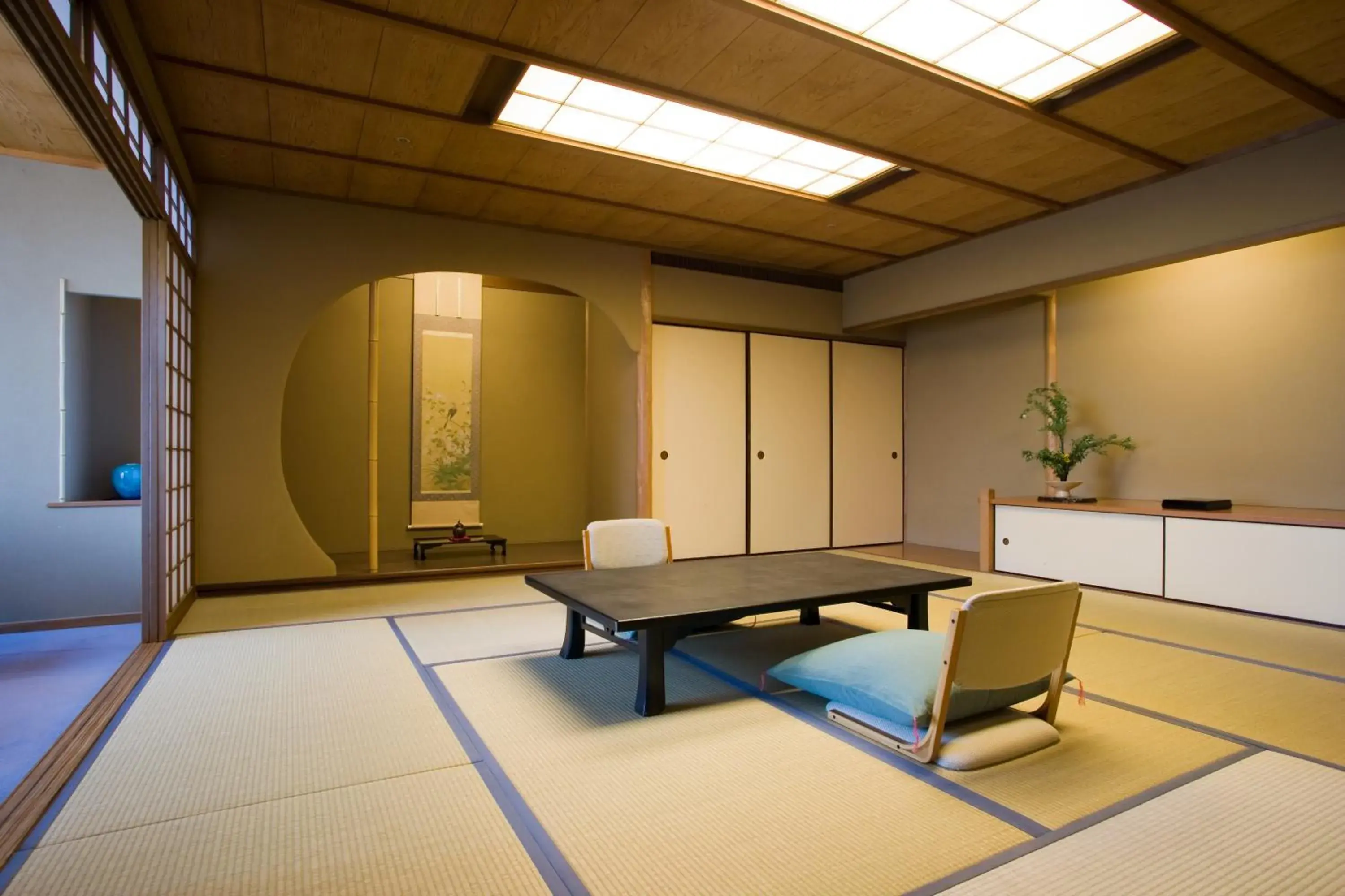 Superior Japanese-Style Room in Miyajima Grand Hotel Arimoto Superior Japanese-Style Room in Miyajima Grand Hotel Arimoto