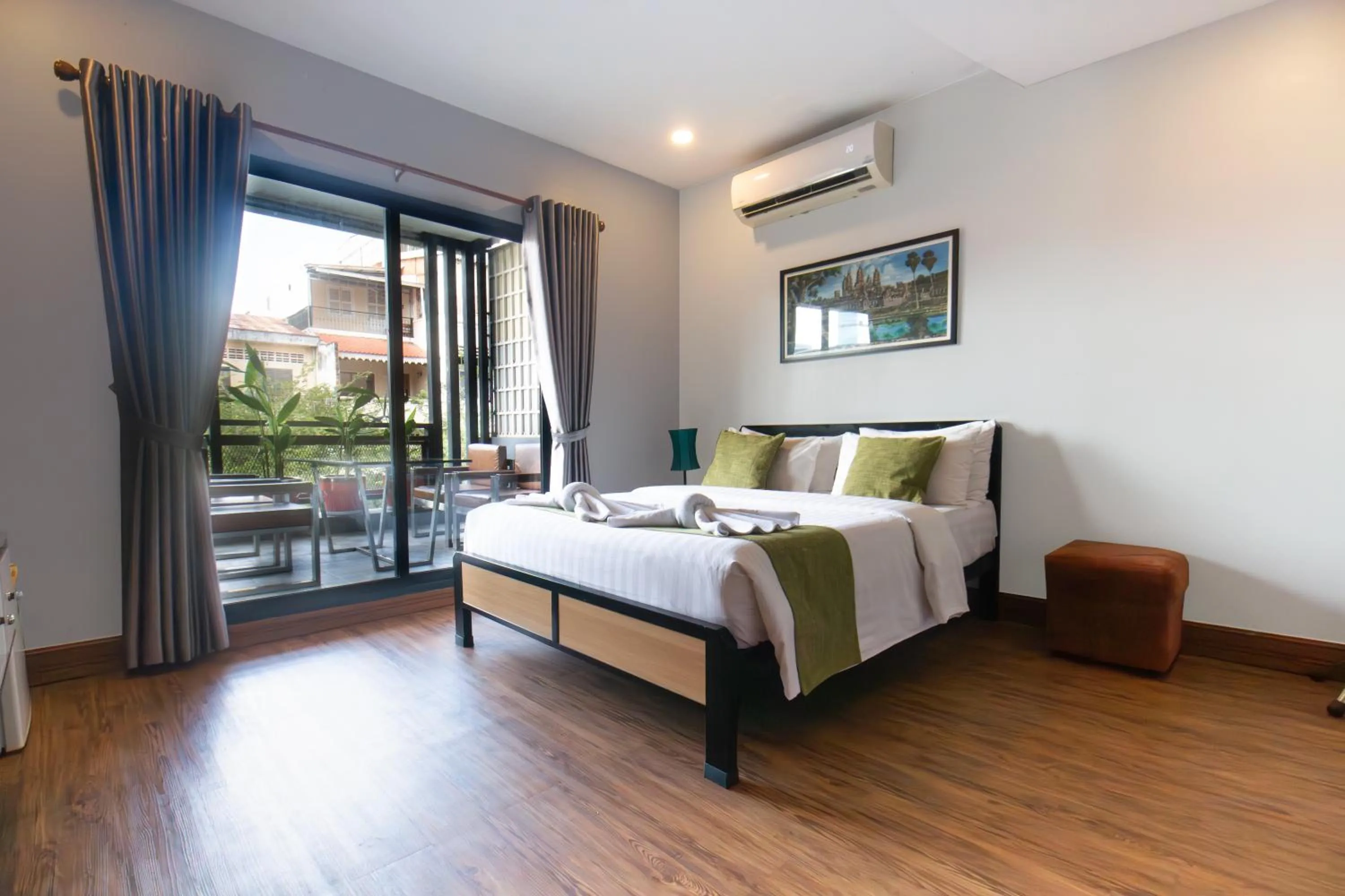 Photo of the whole room, Bed in Ostro Hotel