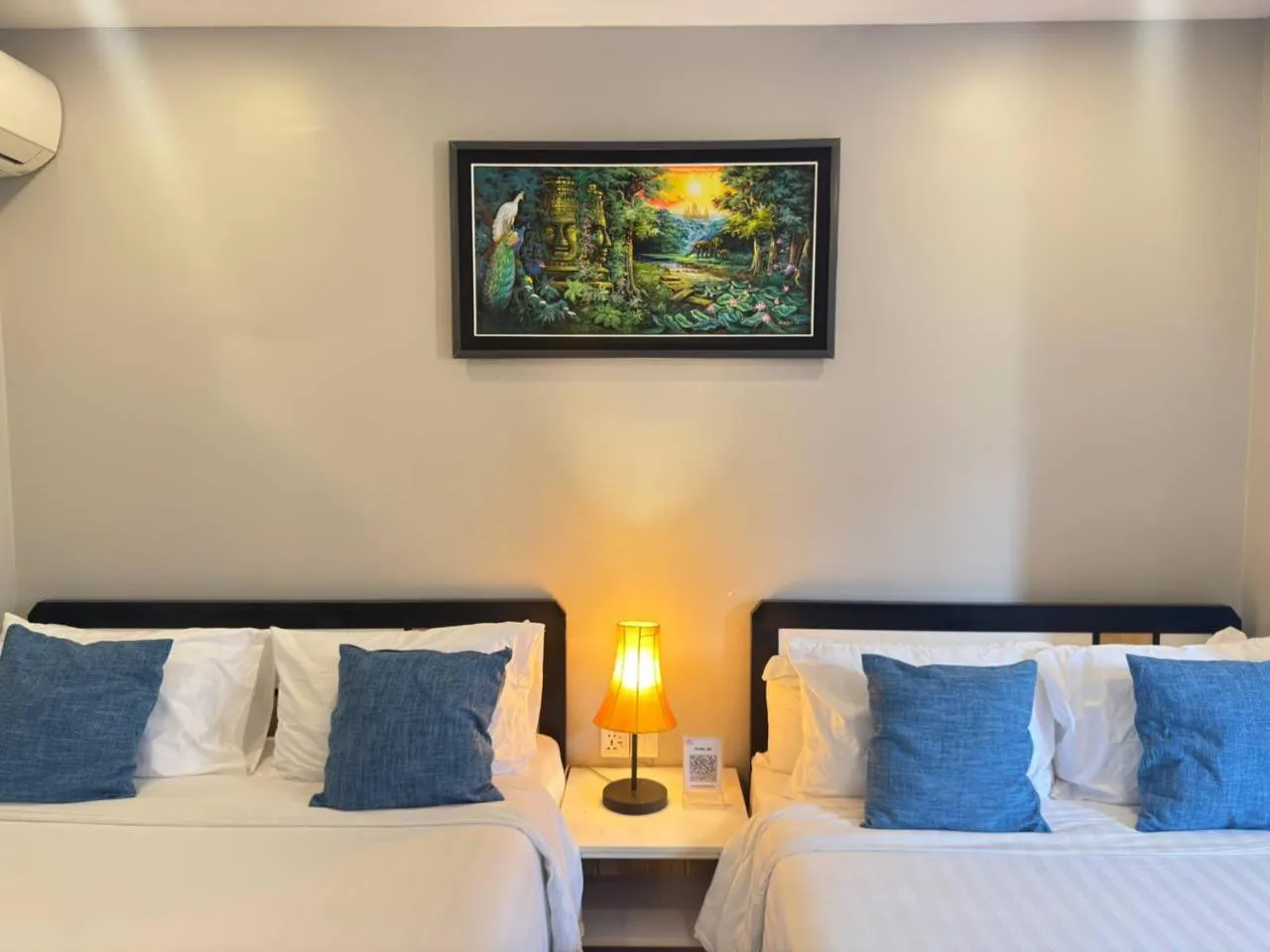 Decorative detail, Bed in Ostro Hotel